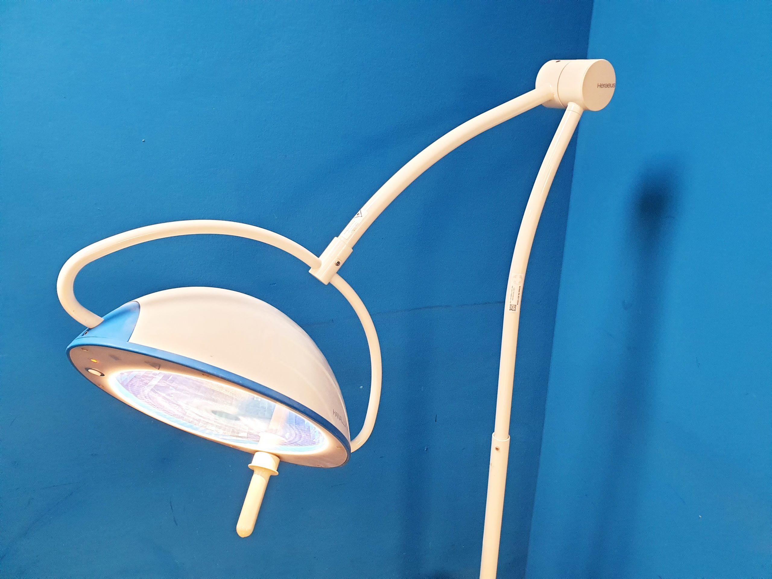 Hanaulux Blue 80 Behandlungslampe – Lampe thumbnail 3