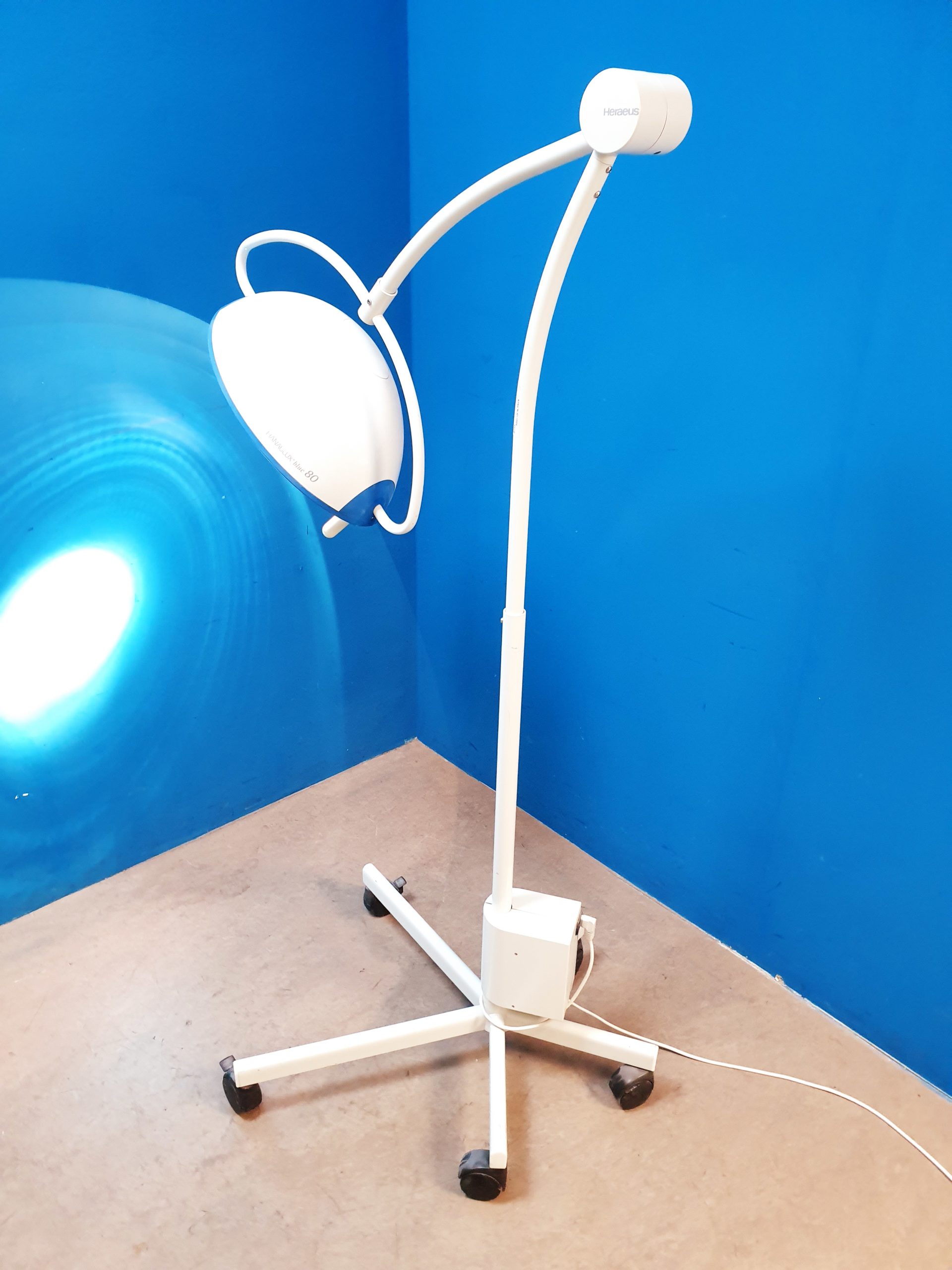 Hanaulux Blue 80 Behandlungslampe – Lampe thumbnail 8