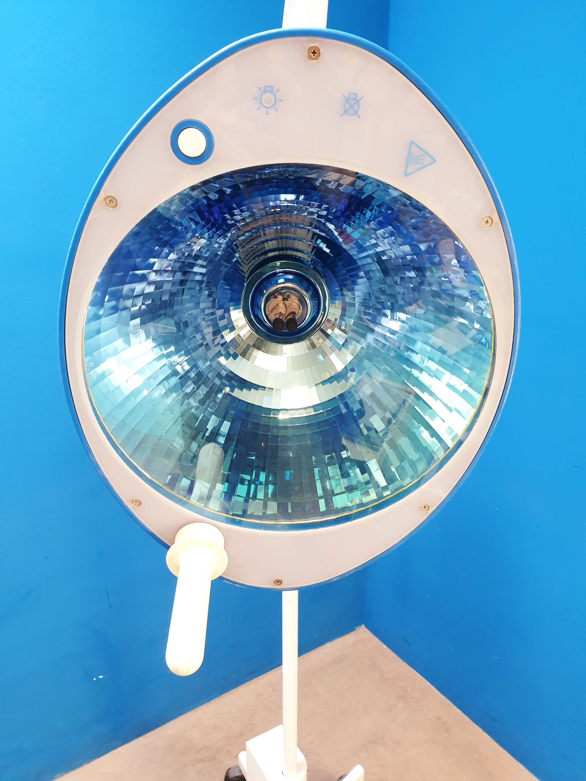 Hanaulux Blue 80 Behandlungslampe – Lampe thumbnail 11
