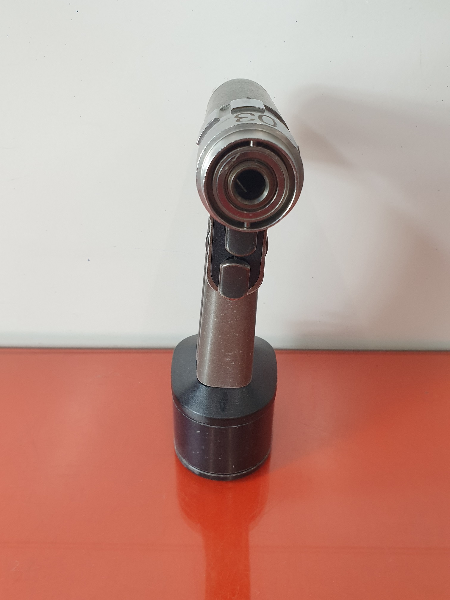 Stryker System – 6 Bohrer mit 6127-120-000 Akku-Gehäuse — image 1 of 6