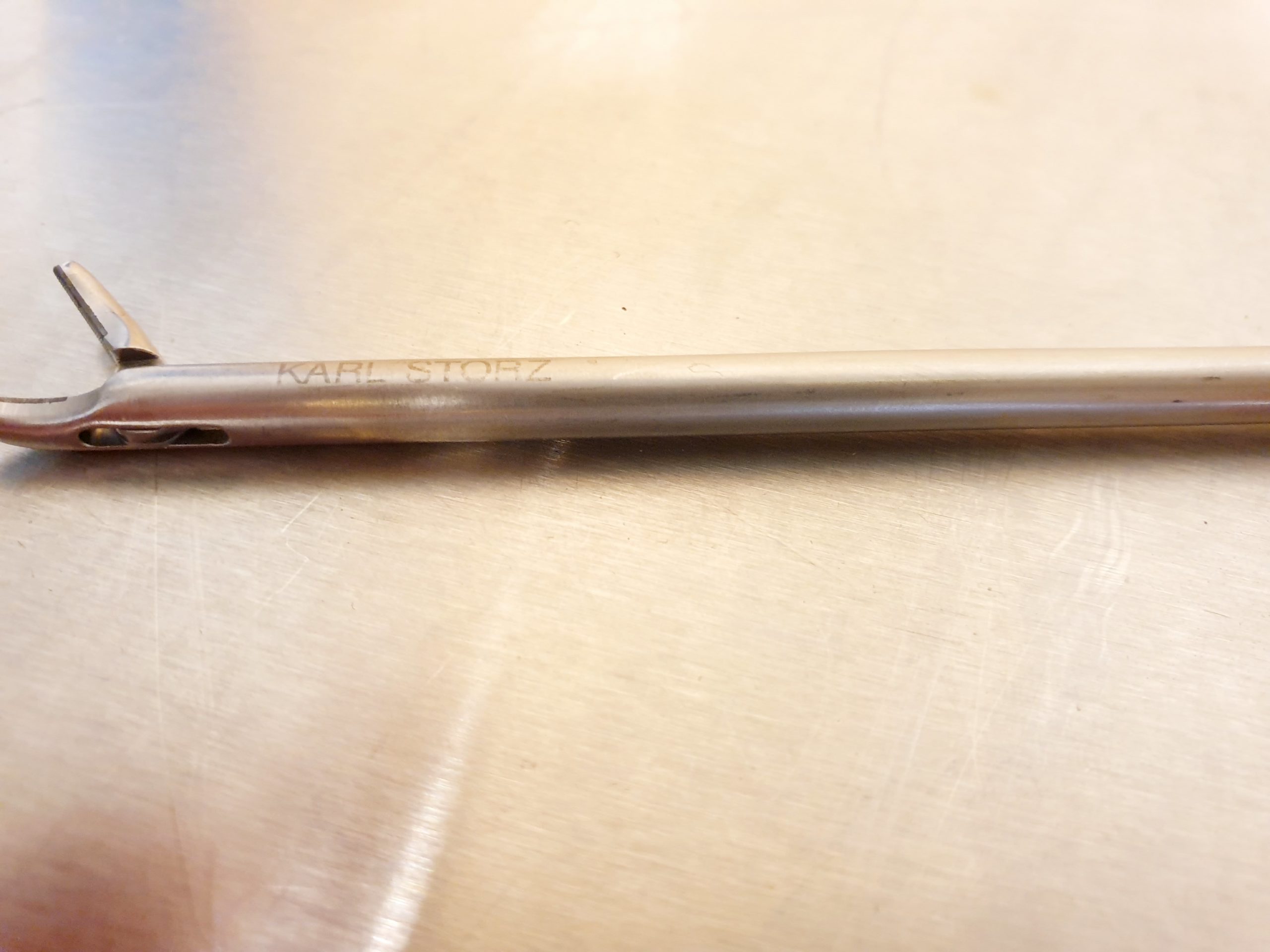Storz 26173 KL // 26173KL Laparoscopic MACRO Needle Holder Curved Endoscopy thumbnail 2