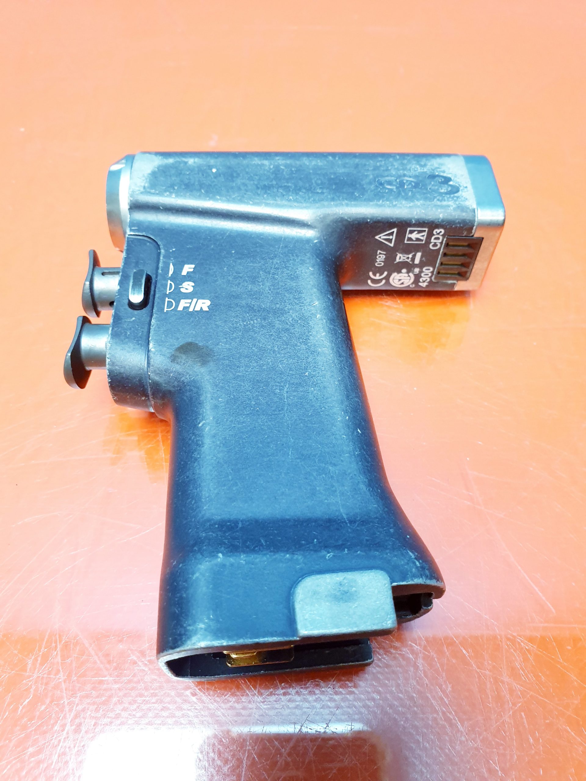 Stryker CD3 // 4300 Cordless Driver + 6127-120-000 + Akku — image 1 of 5