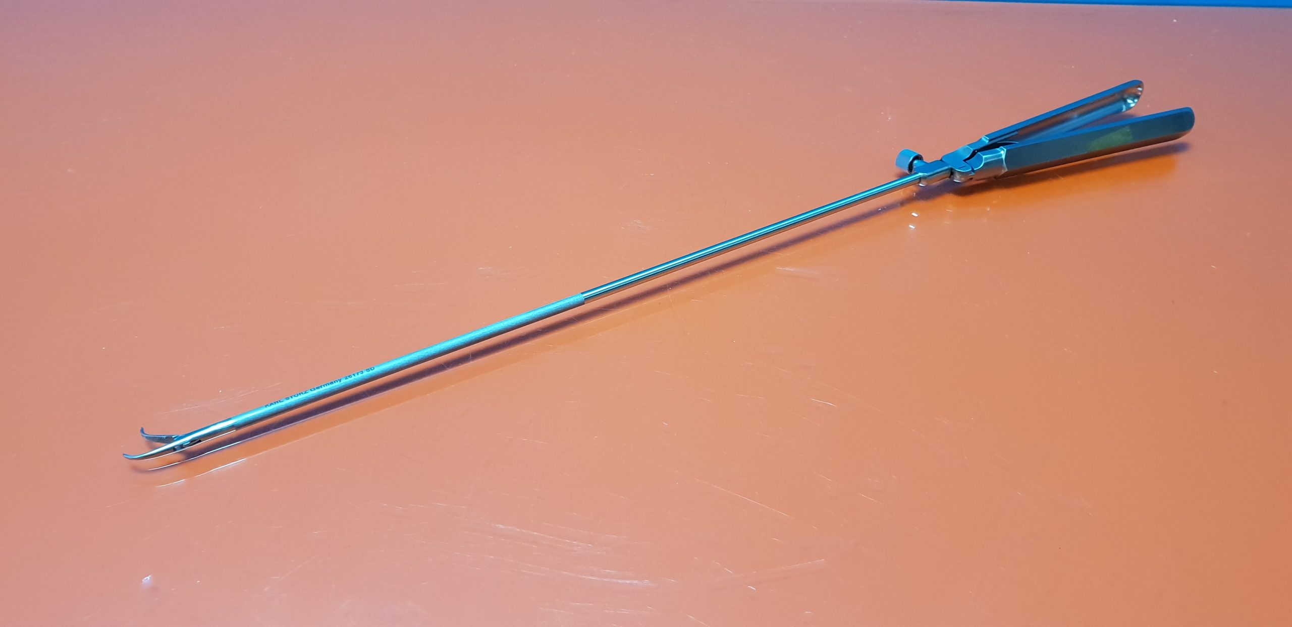 Storz 26173 SD Assistant Needle Driver — image 1 of 5