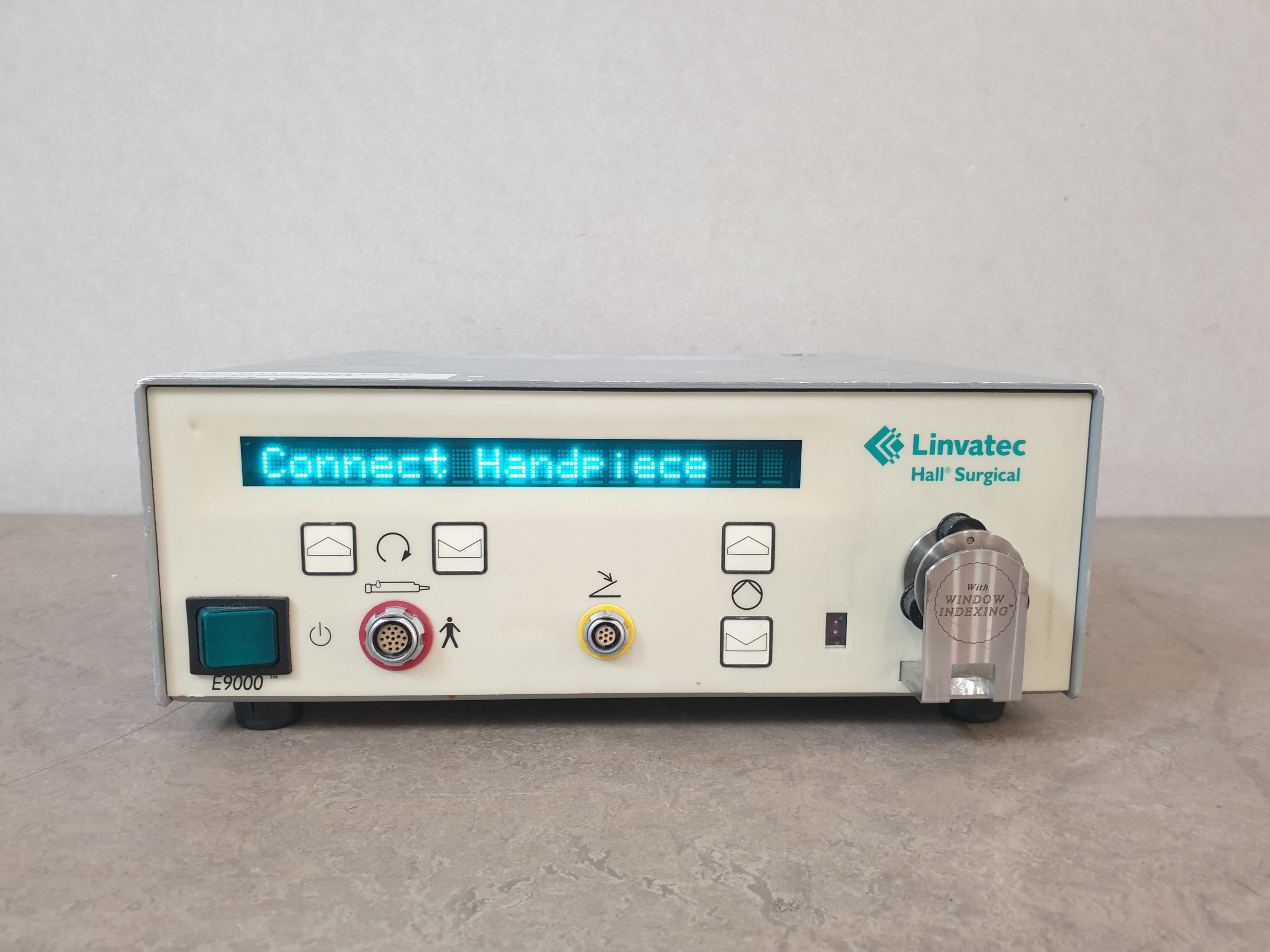 Linvatec Hall Surgical E9000G Controller – Konsole – Schaver — image 1 of 6