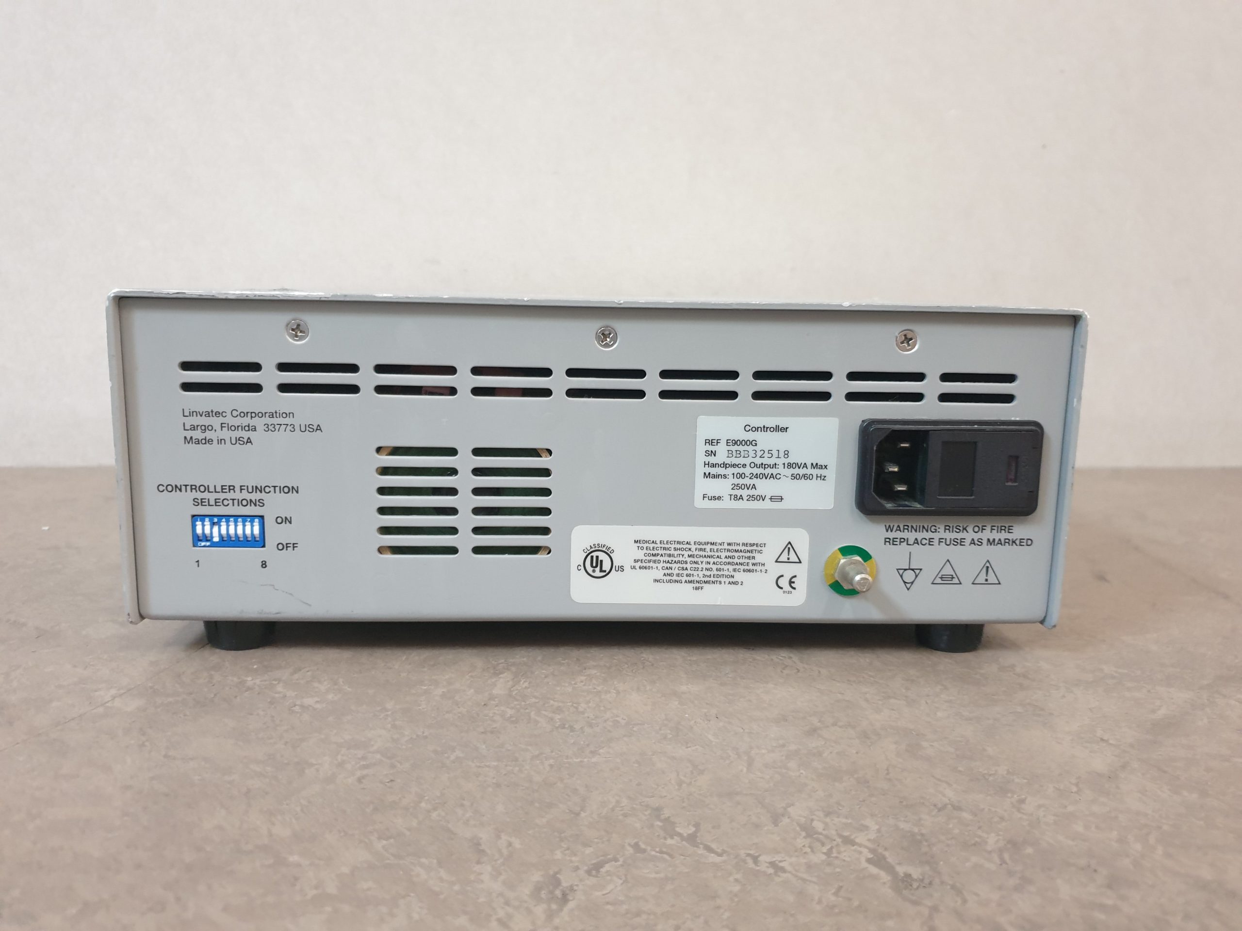 Linvatec Hall Surgical E9000G Controller – Konsole – Schaver thumbnail 4