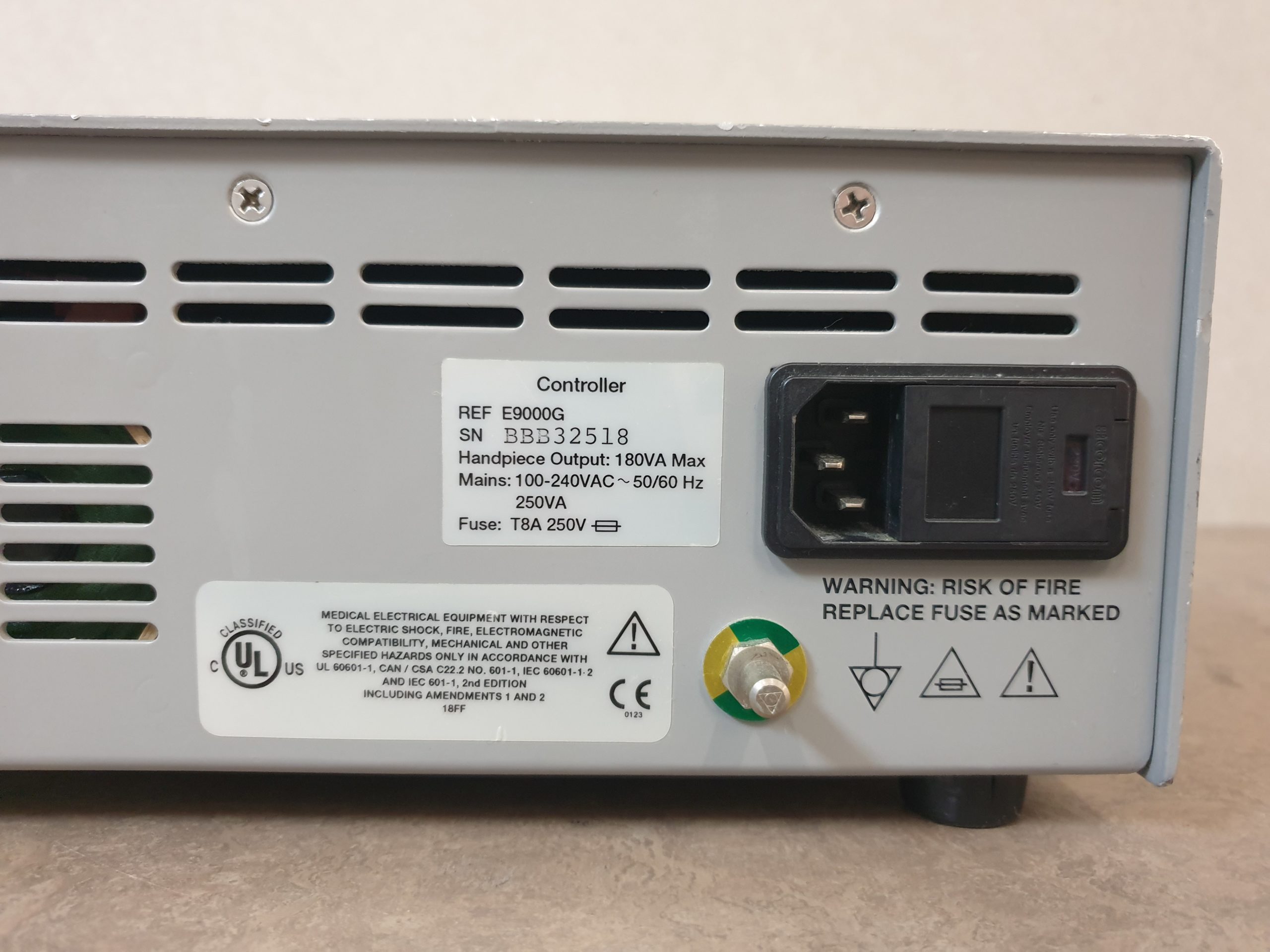 Linvatec Hall Surgical E9000G Controller – Konsole – Schaver thumbnail 6