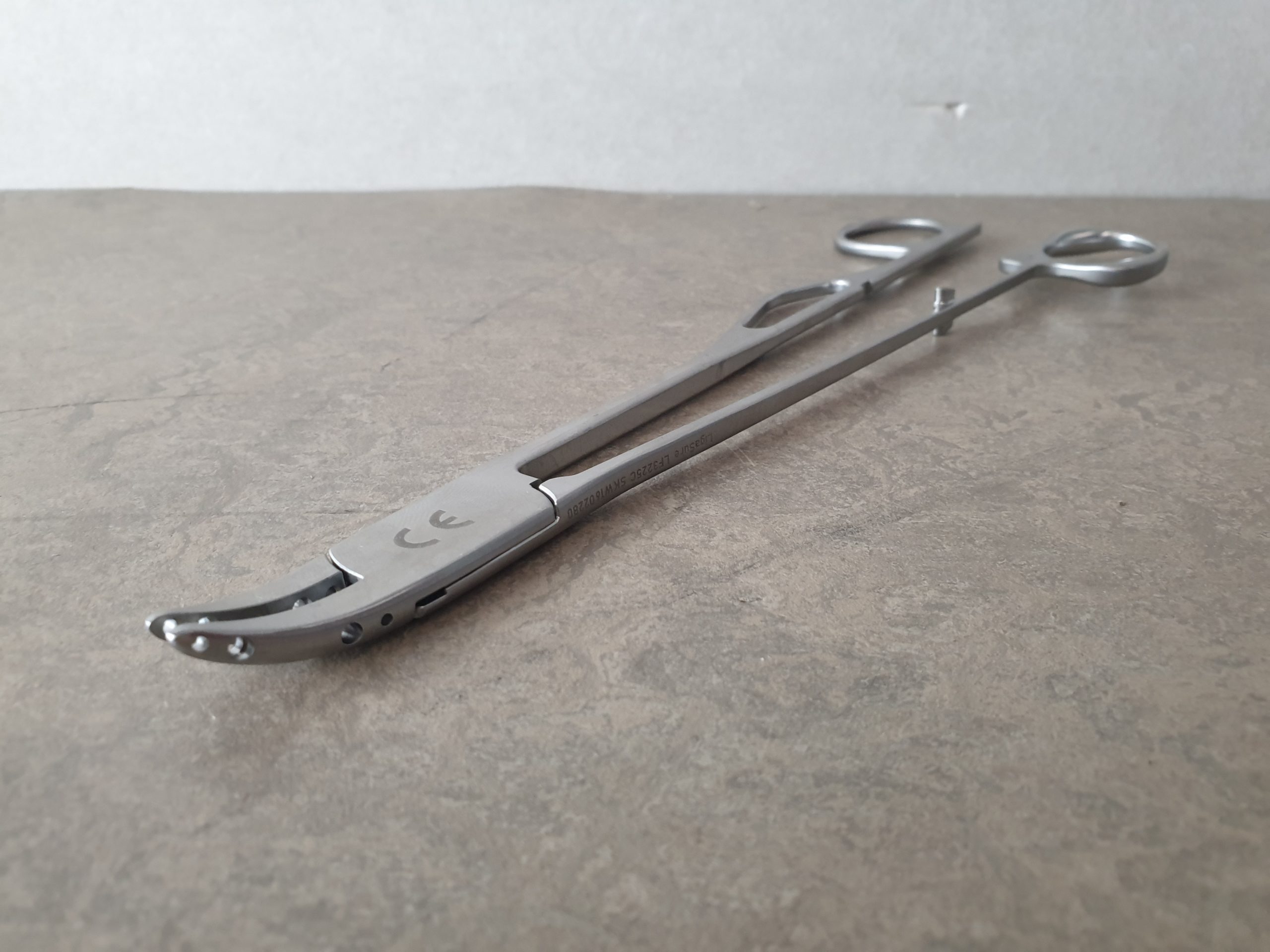 Ligasure LF 3225 C // LF3225C curved jaw open sealer / Divider thumbnail 4