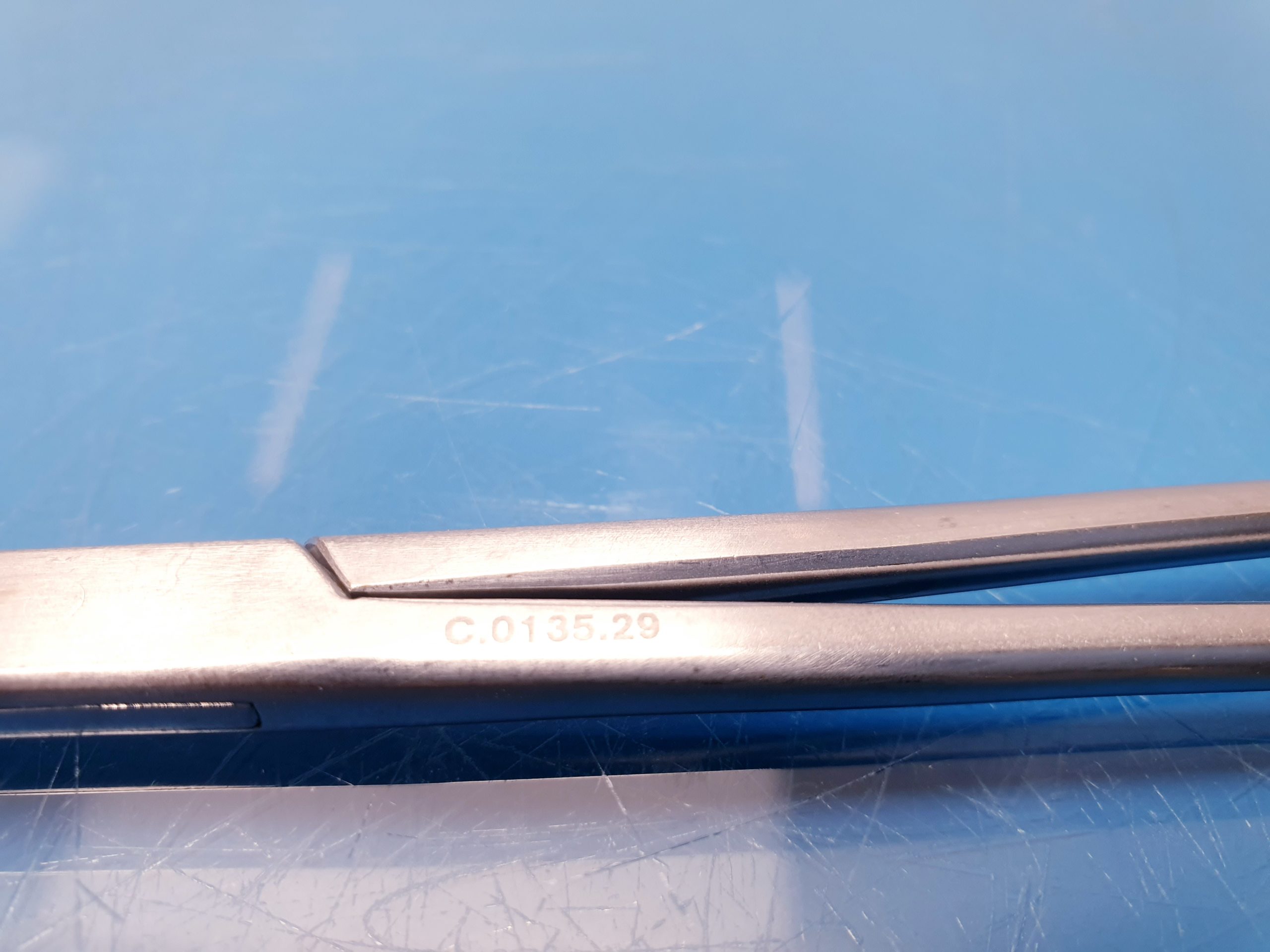 Arterienhalter – Chirurguische Instrument thumbnail 4