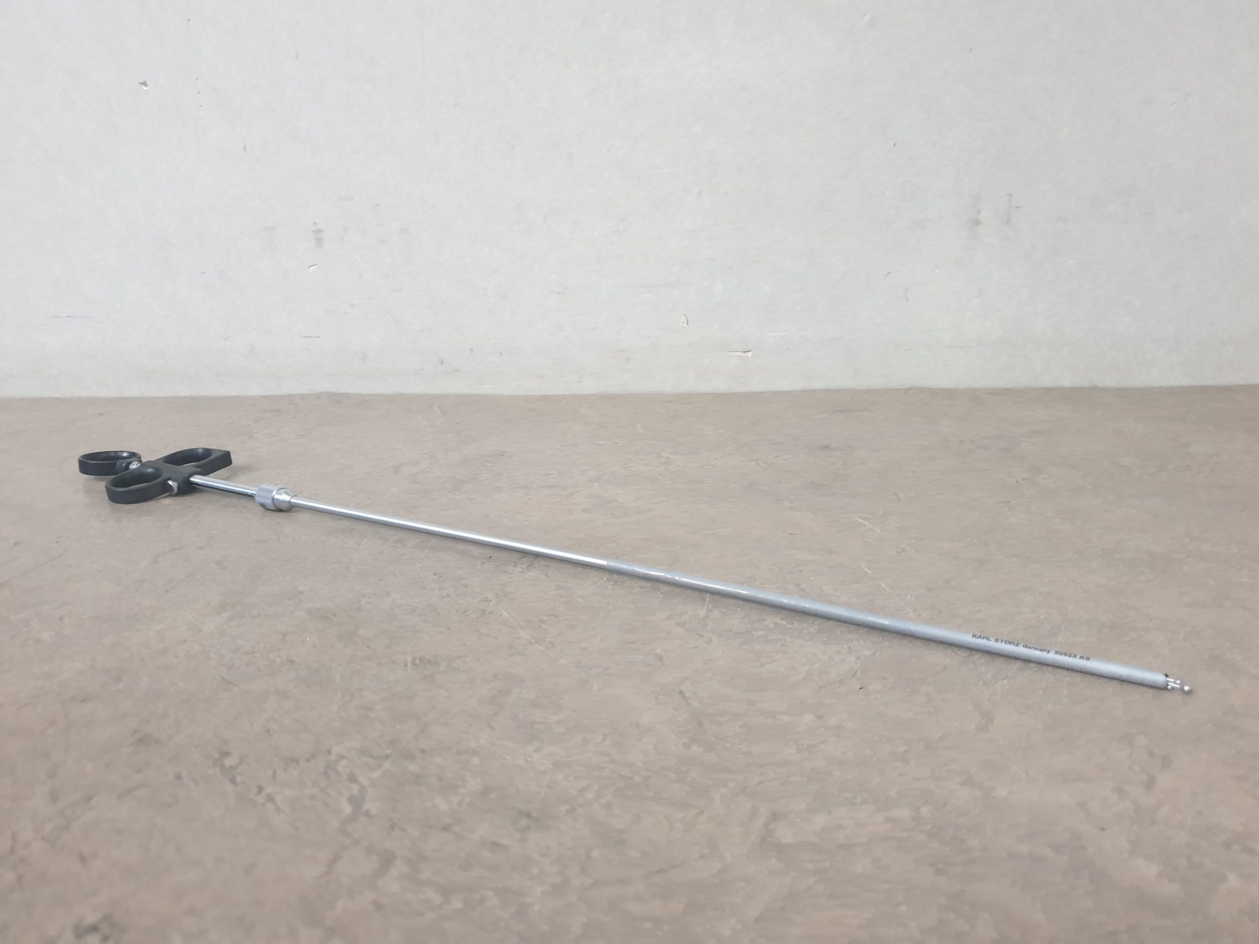 Karl Storz 30623 AS 0 to 90 Degree 10mmx39cm Gastric Binding Retractor — image 1 of 8