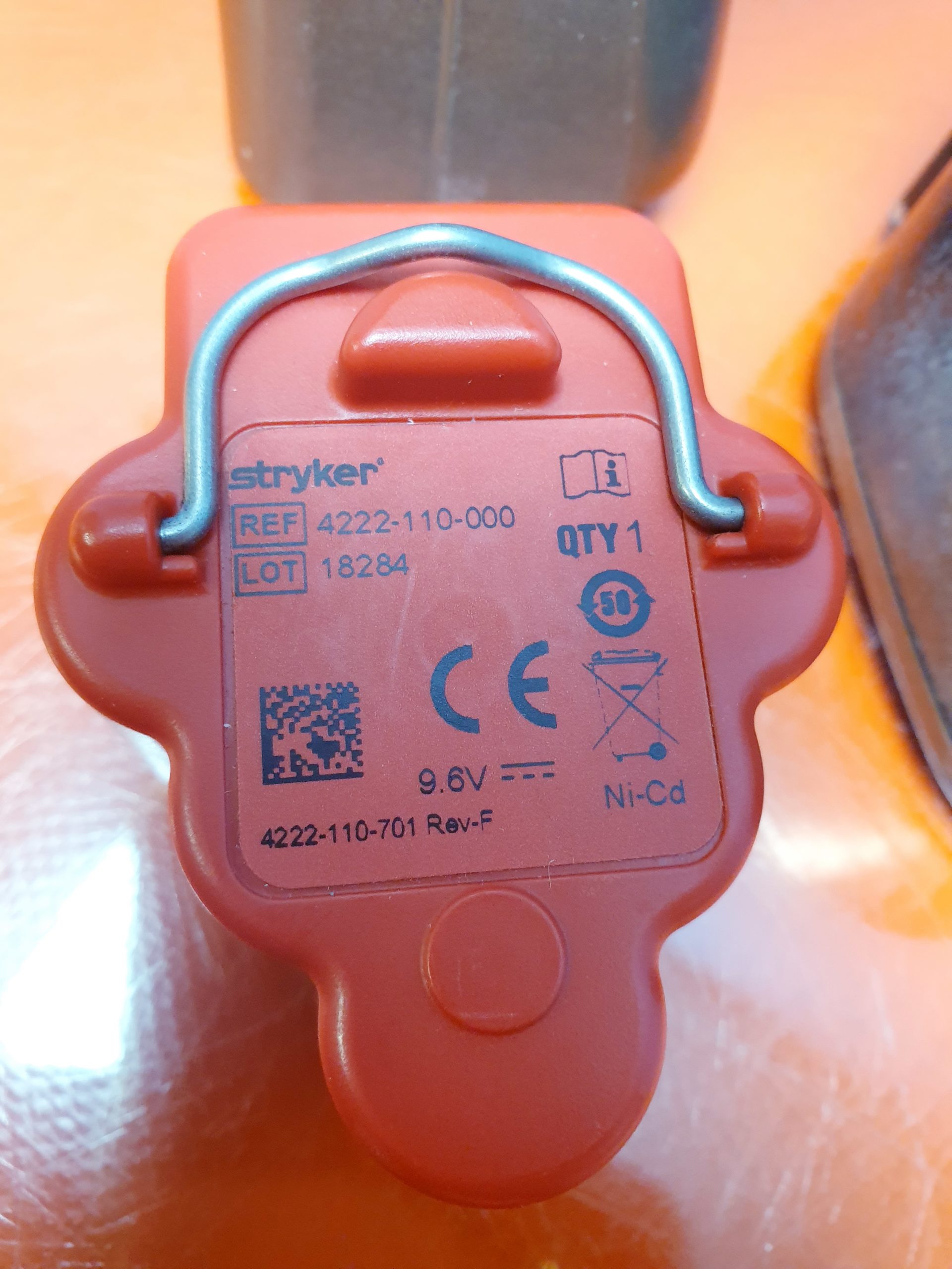 Stryker 6206 Recip System 6 Hubkolben Bohrer Handstück + 4222-110-00 Akku + 6127-120 Aseptic Housing — image 1 of 8