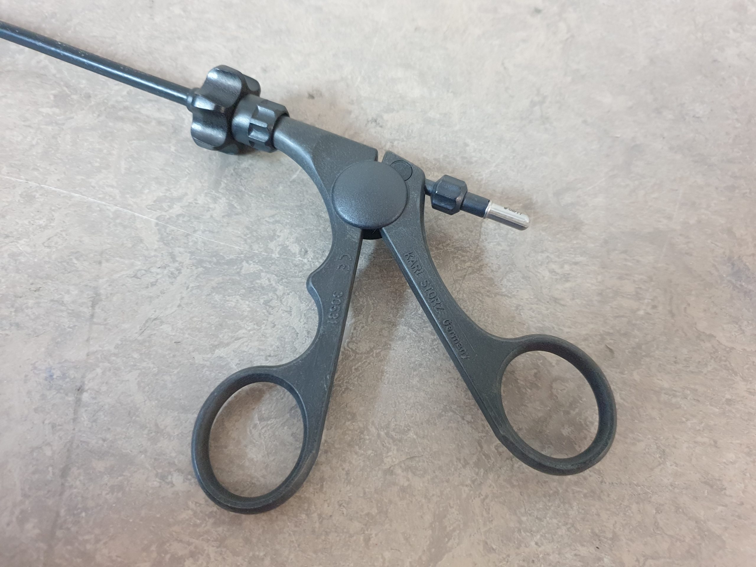 Karl Storz 30531 Monopolarer Handgriff + 30520 MW Schereneinsatz thumbnail 3