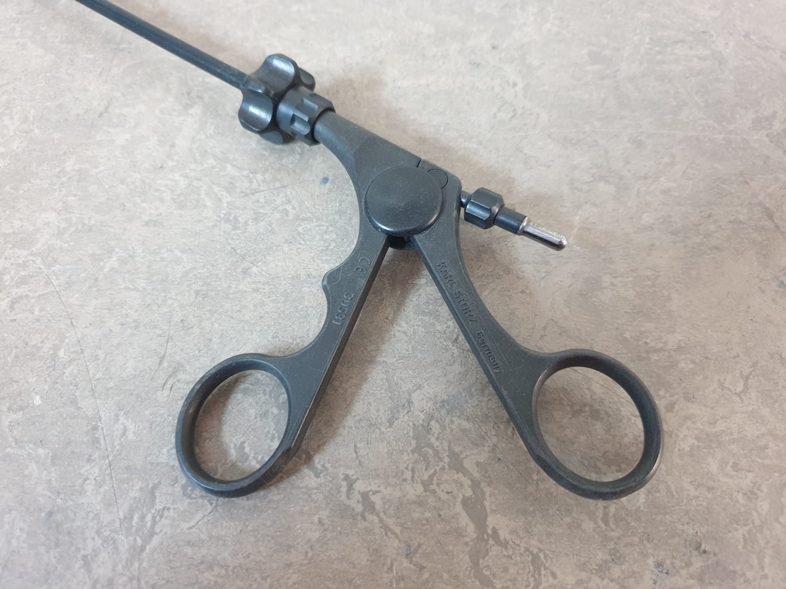 Karl Storz 30531 ULTEM Handle + 30531, 30420 ME Forceps thumbnail 5