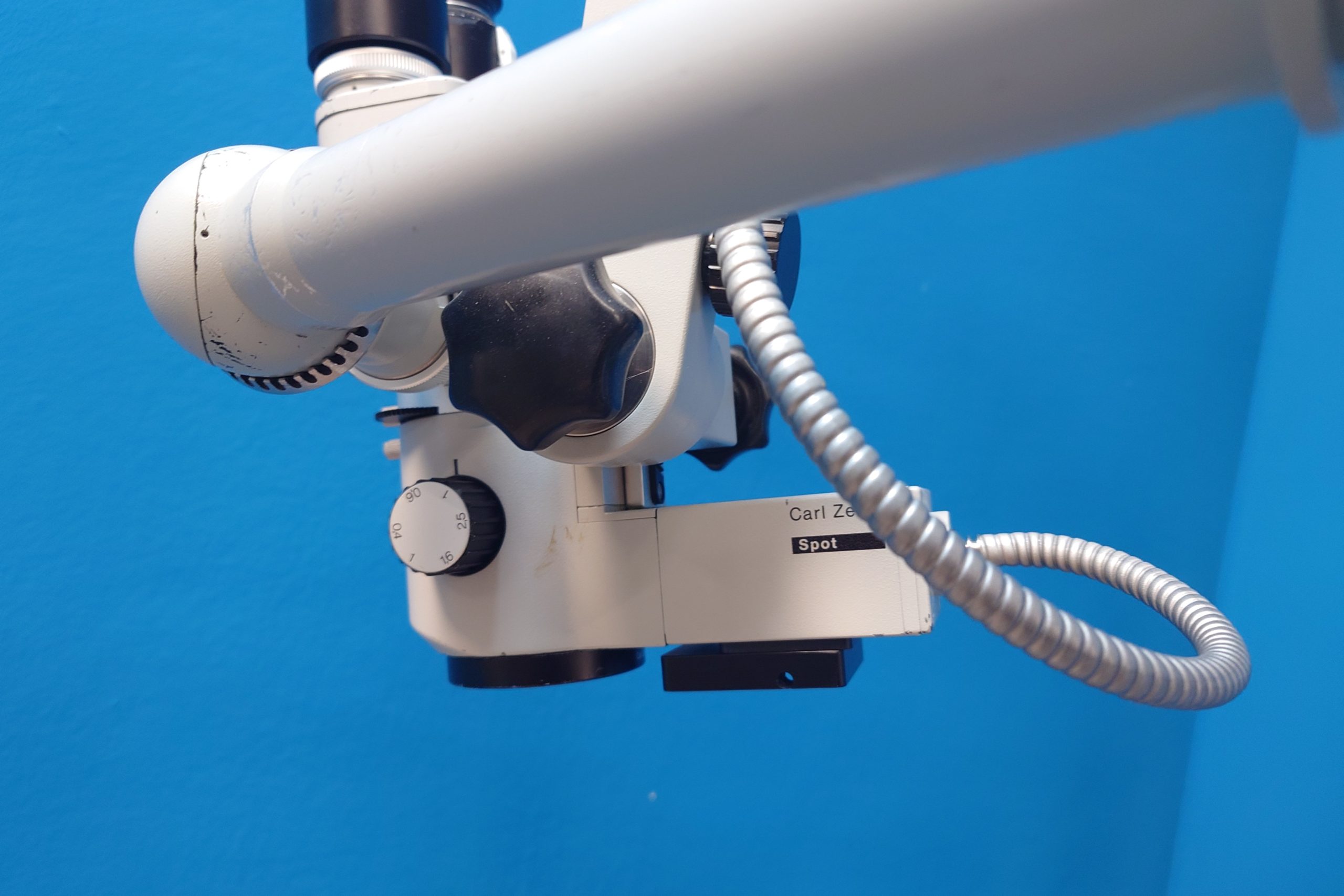 Zeiss OPMI 111 F=200 mit Mitbeobachter auf Bodenstativ S21 Mikroskop thumbnail 3