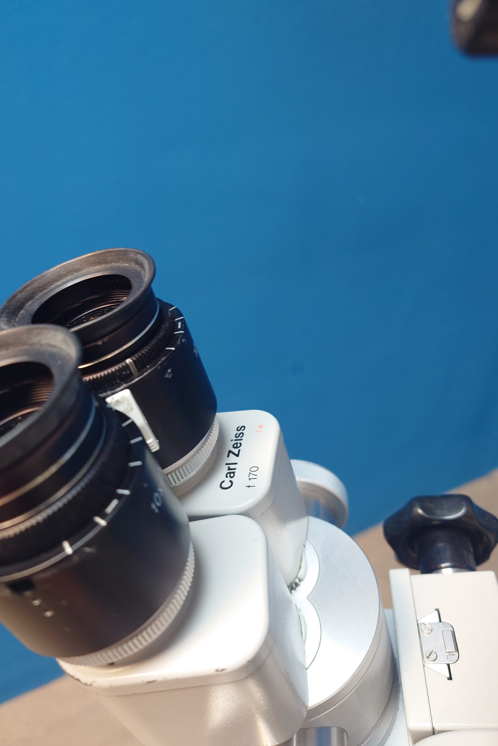 Zeiss OPMI 111 F=200 mit Mitbeobachter auf Bodenstativ S21 Mikroskop thumbnail 15
