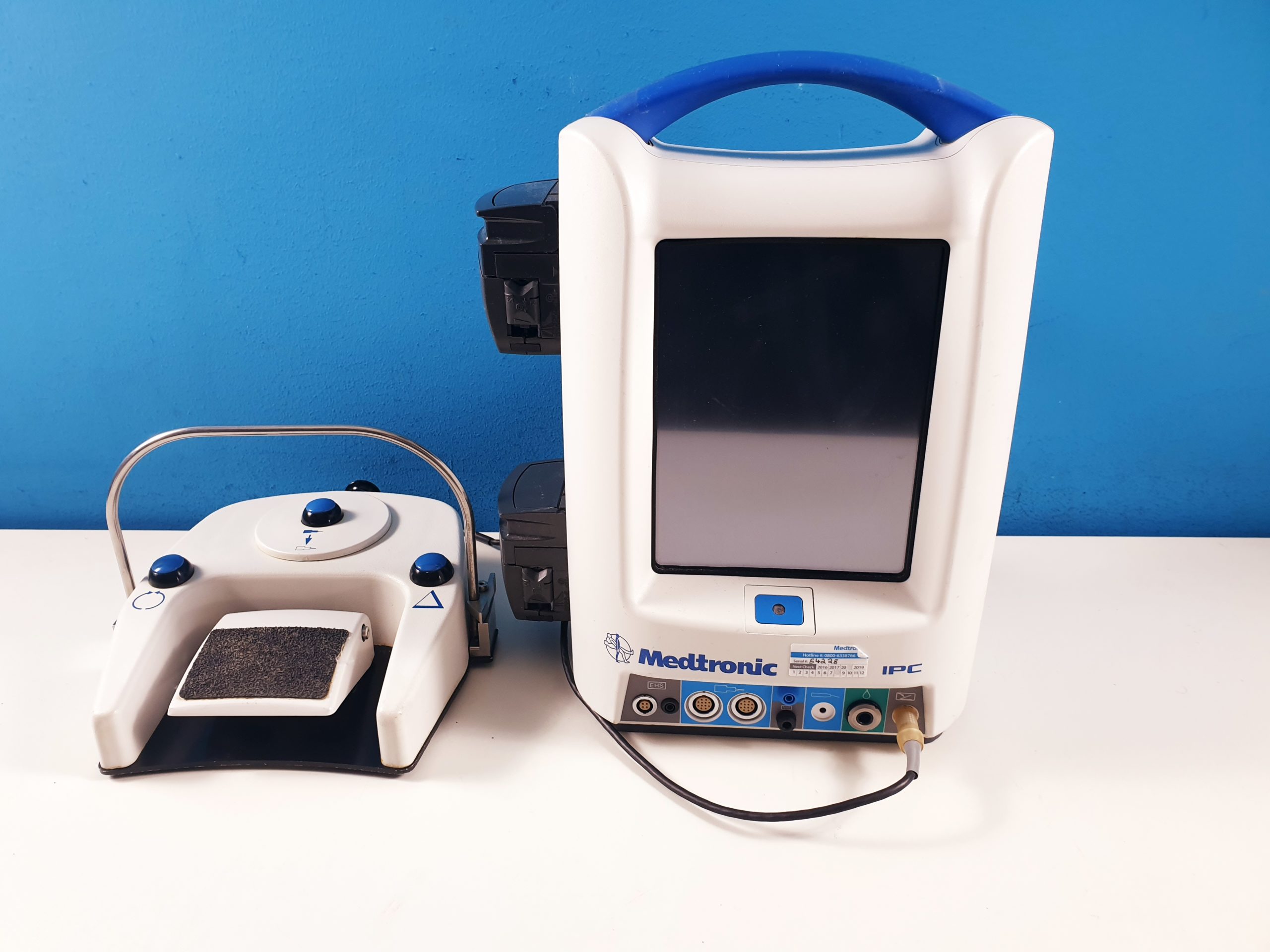 Medtronic IPC EC300 Integrated Power Console — image 1 of 7