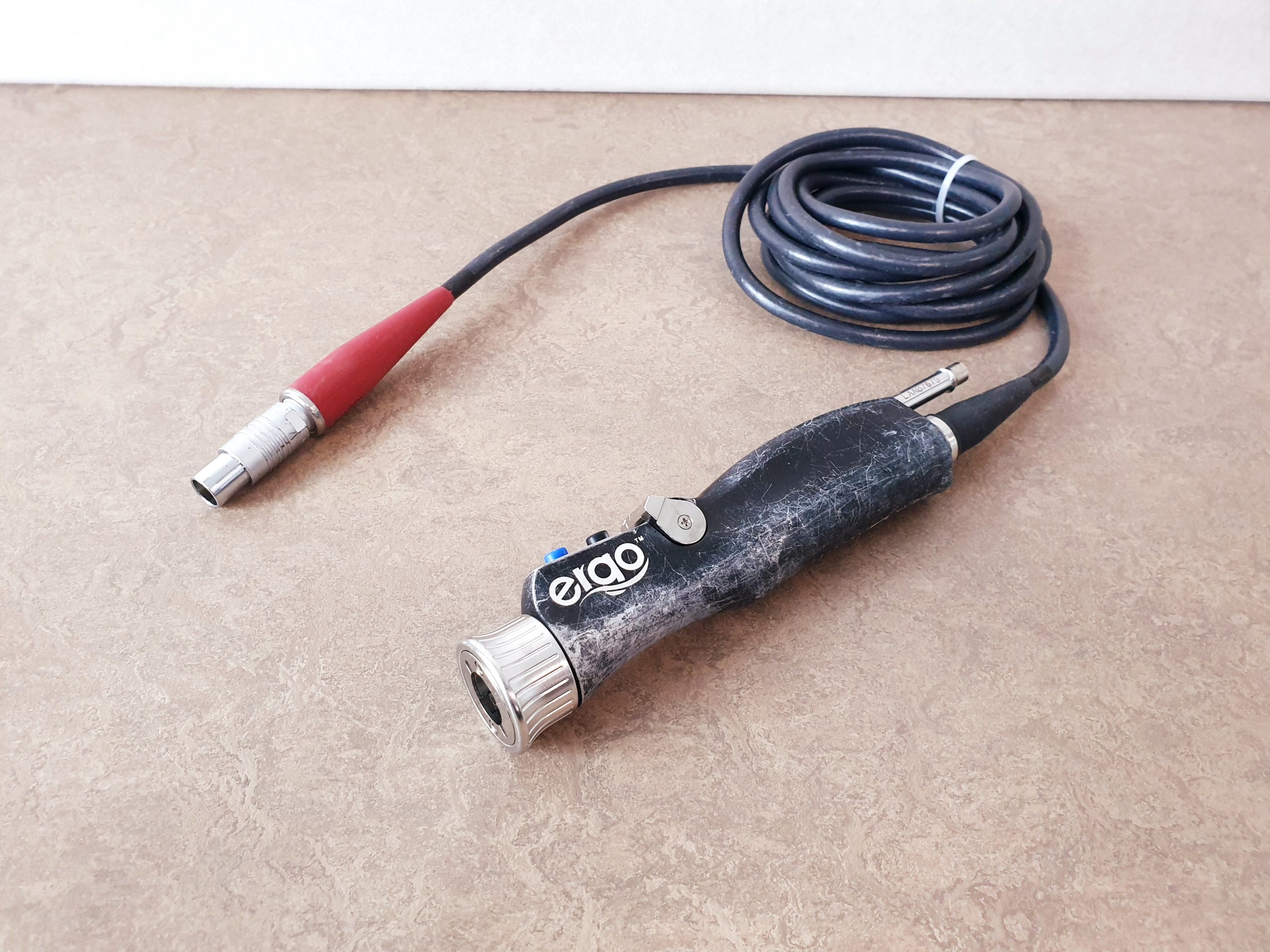 ConMed Linvatec Ergo D4240 Rasierer Handstück mit Knöpfe thumbnail 8