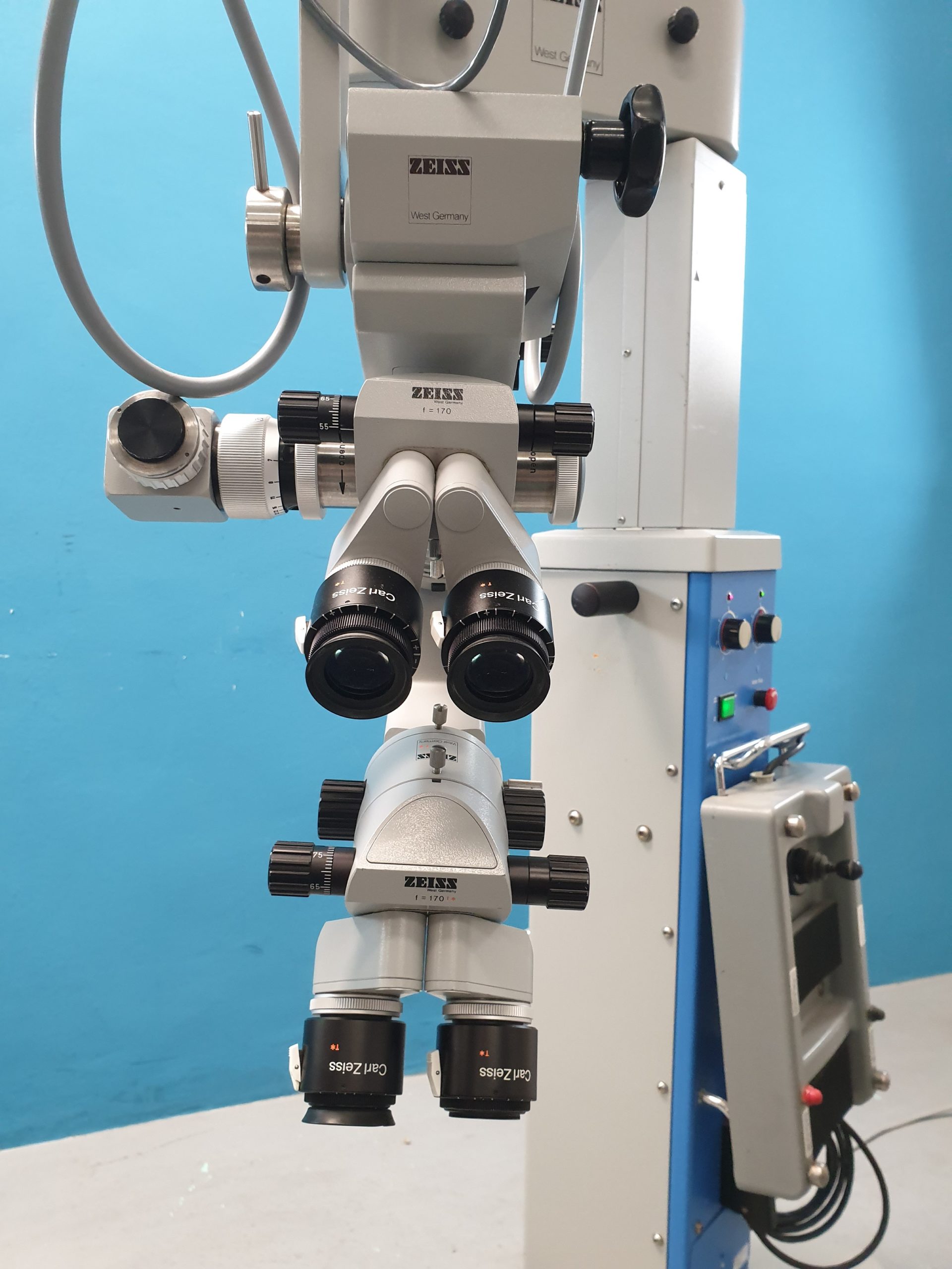 Carl Zeiss MDI XY f=170 // F200 // f107 // OP Mikroskop auf S22 Stativ für Urologie , …… thumbnail 3