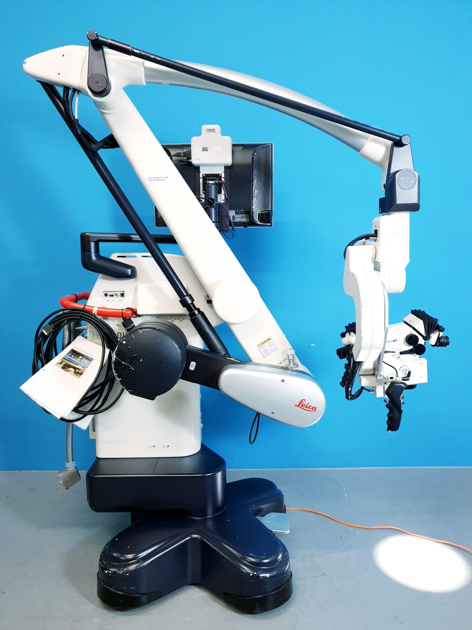 Leica OH4 M525 ULT500 Mikroskop neurologisches Mikroskop — image 1 of 18
