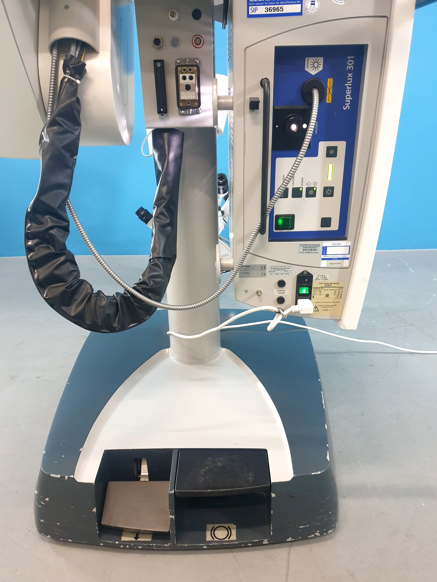 Zeiss OPMI Vario // OPMI VARIO NC-33 // NC33 für Neurochirurgie OP-Mikroskop thumbnail 7