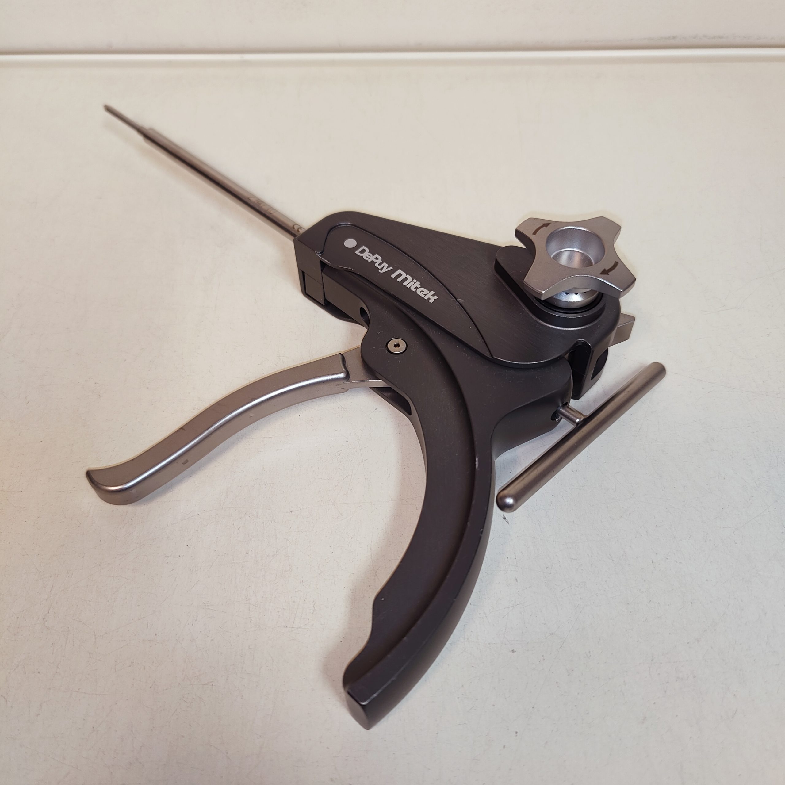 DEPUY MITEK VERSALOK 214710 Development Gun — image 1 of 3