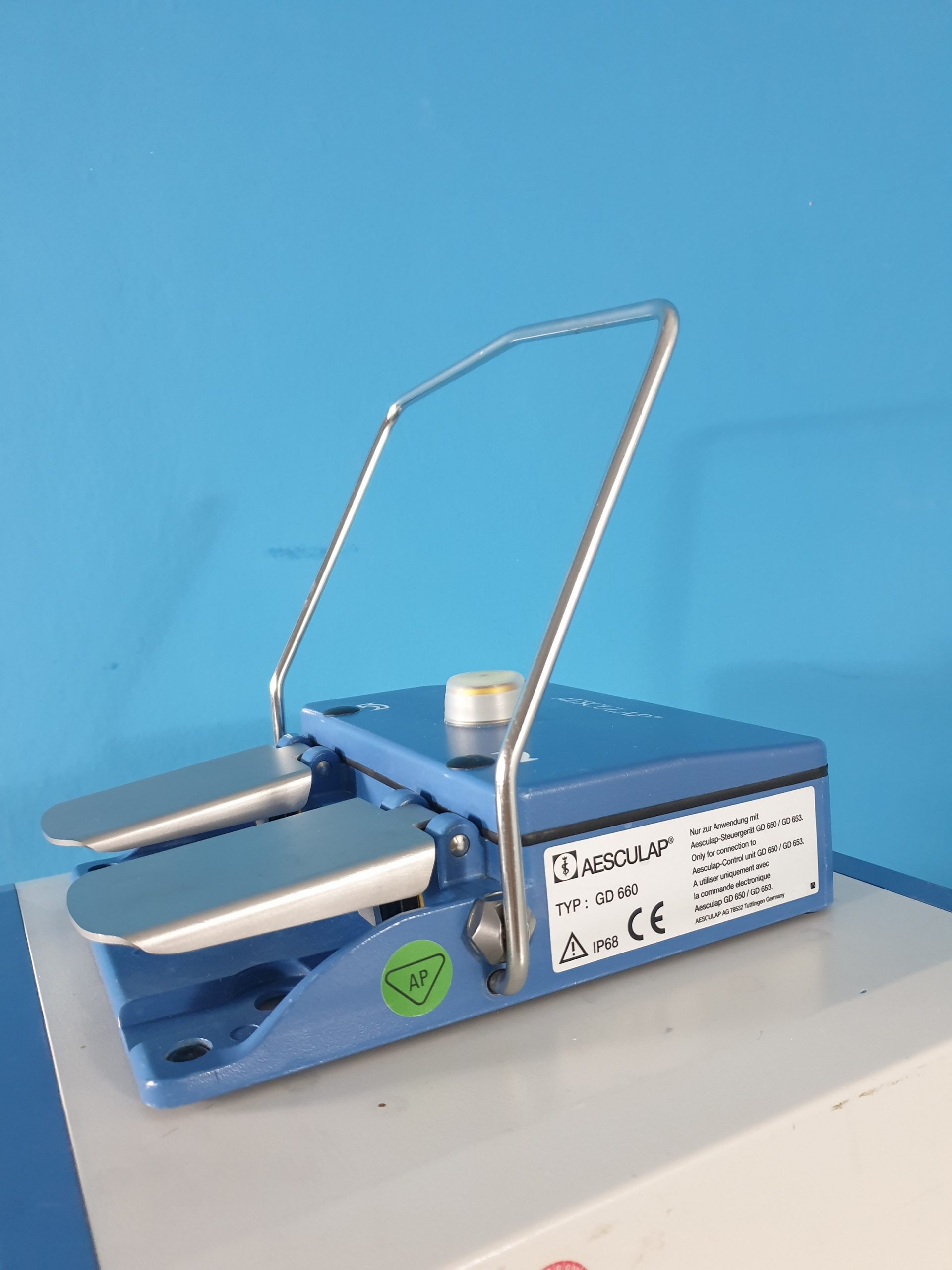Aesculap GD 650 Micro Speed EC Surgical Drill Surgery + Footswitch GD 660 — Pump Motor Unit thumbnail 4