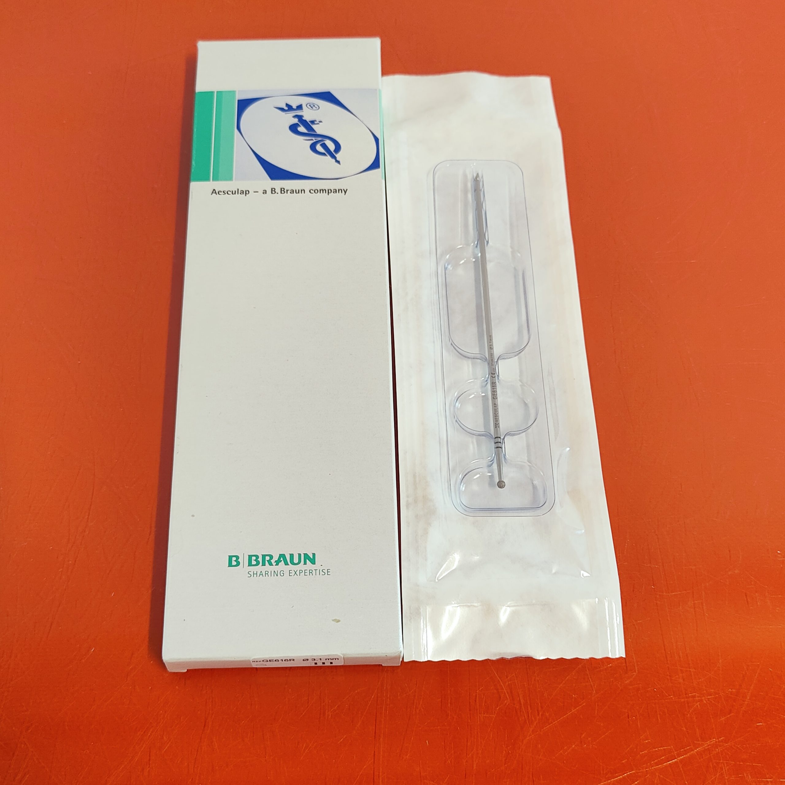 Aesculap GE616R Hi-Line DIAMANT FRAESA III D 3,1mm 5 X — image 1 of 2