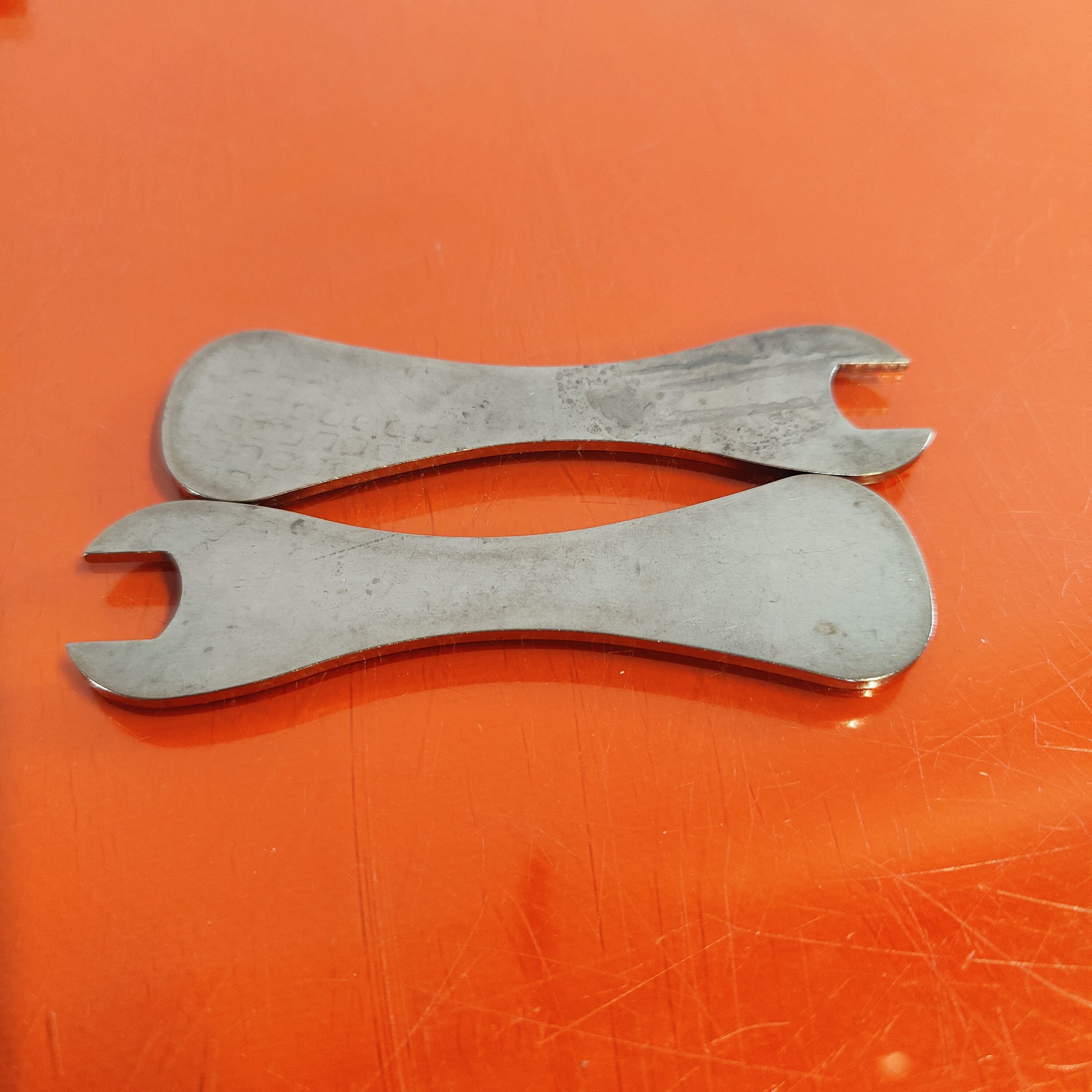 Aesculap TE 562 Perforator Cutter thumbnail 3