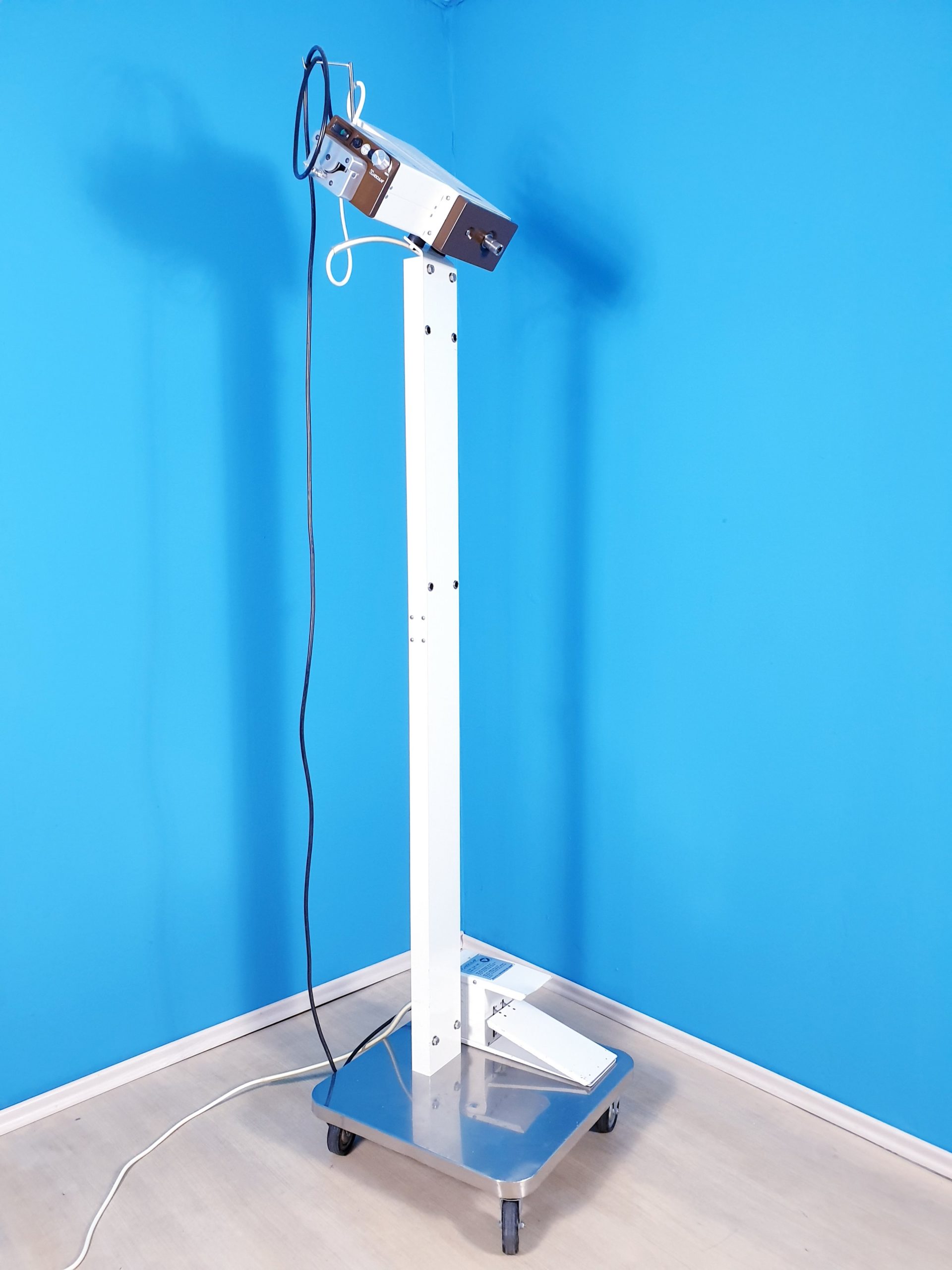 Aesculap GA 140 Chirurgische Bohrmaschine mit Irrigation — image 1 of 4