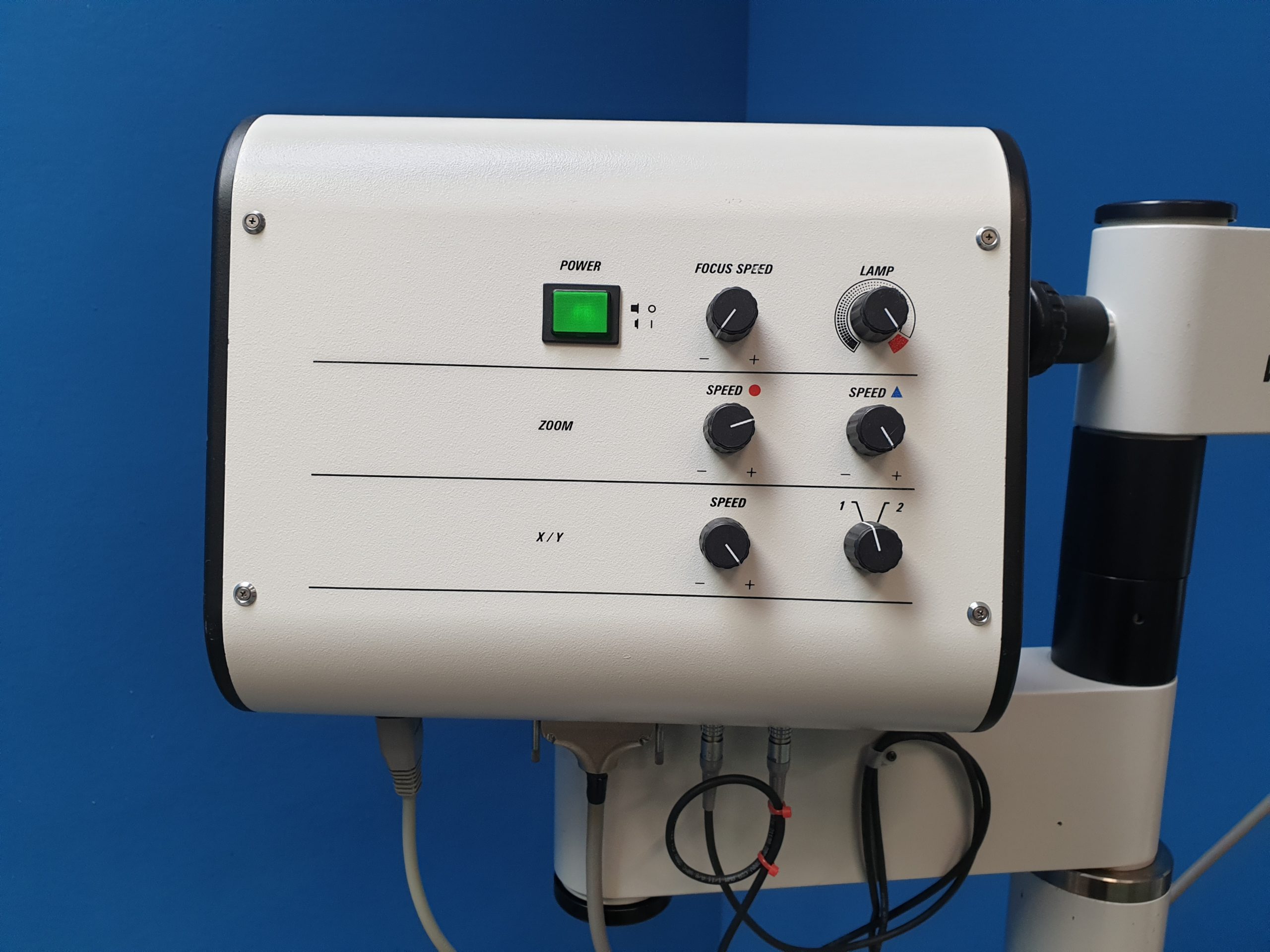 Leica M680 // M 680 OP-Mikroskop für Chirurgie / Surgical Microscope mit 2 Fußschalter mit Zubehör thumbnail 3