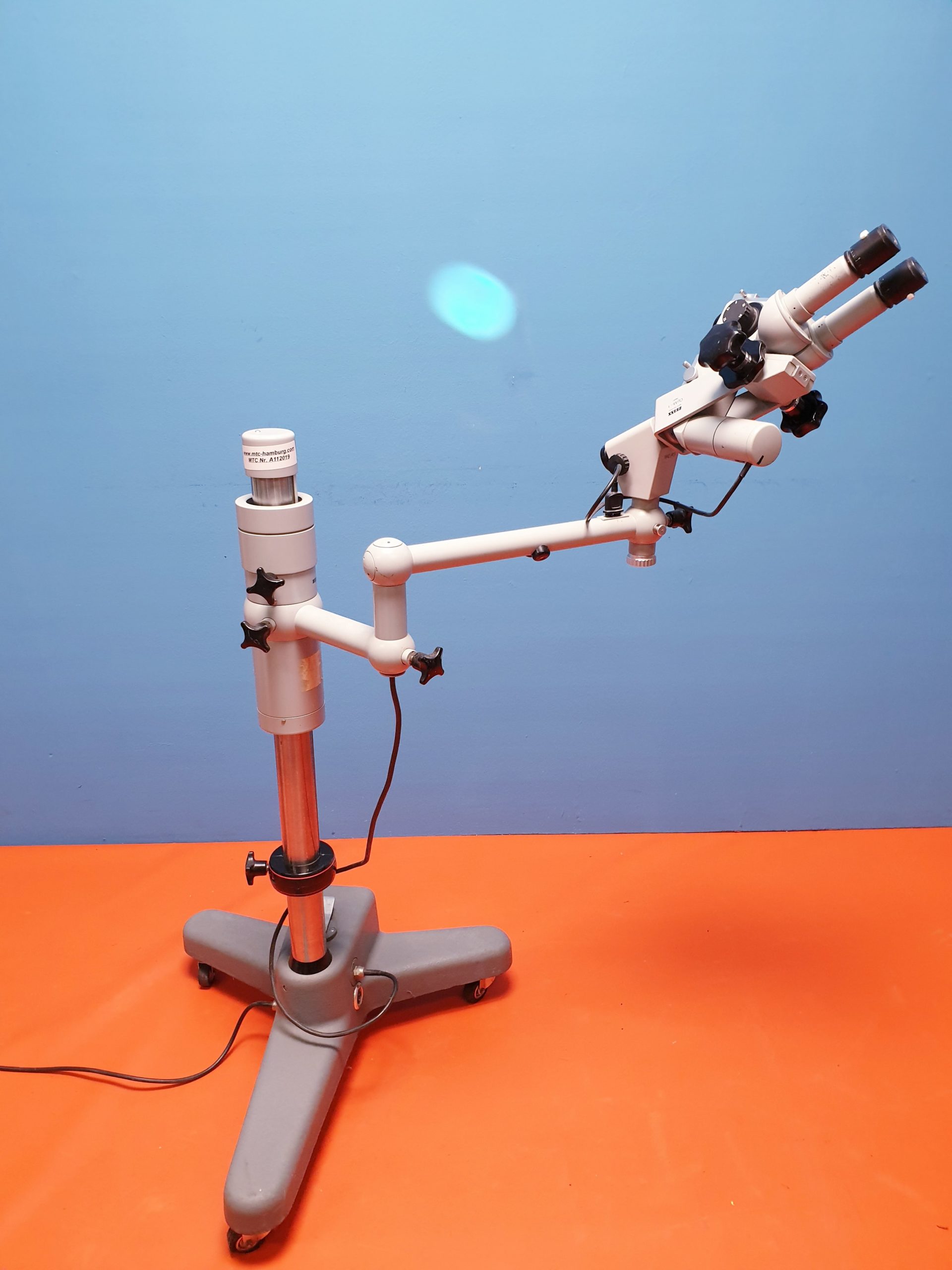 Carl Zeiss OPMI-1 // OpMi Mikroskop OP Mikroskop thumbnail 2