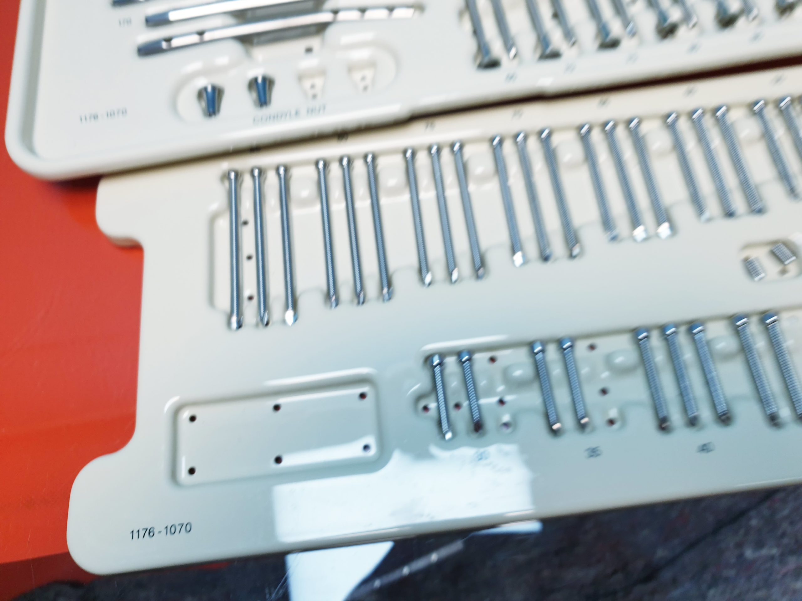 HOWMEDICA Supra-Condylar Nail Cat. NO. 1176-1070 thumbnail 4