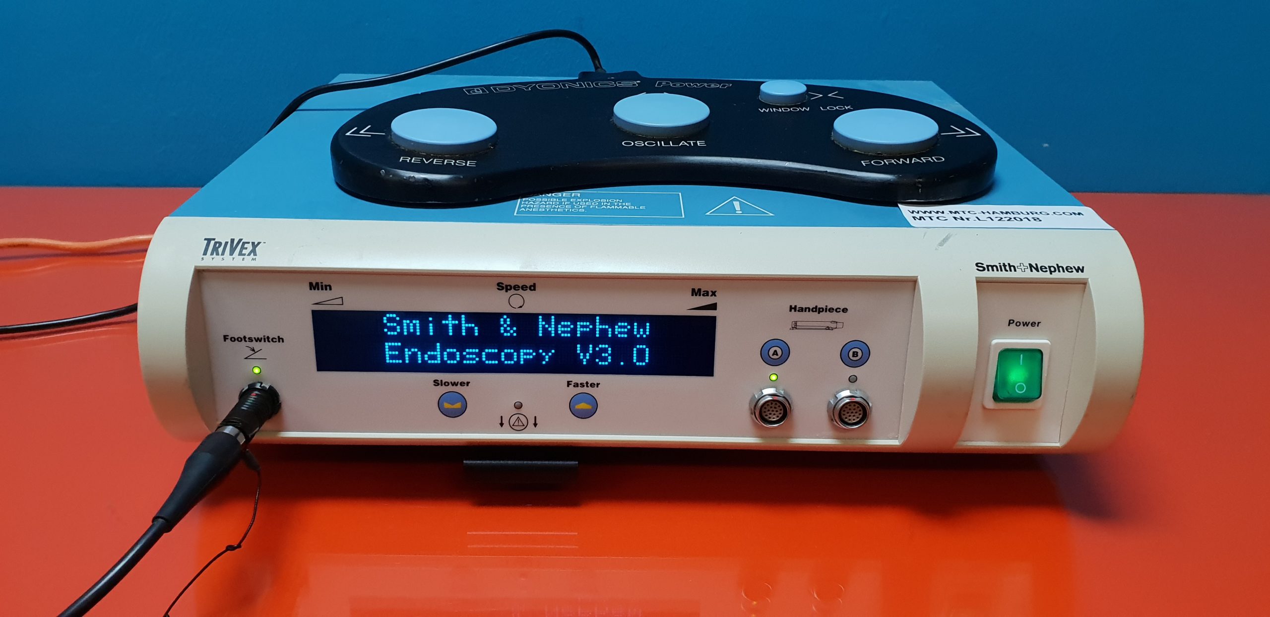 SMITH & NEPHEW TRIVEX 7205937 Arthroscopy Shaver System — image 1 of 5