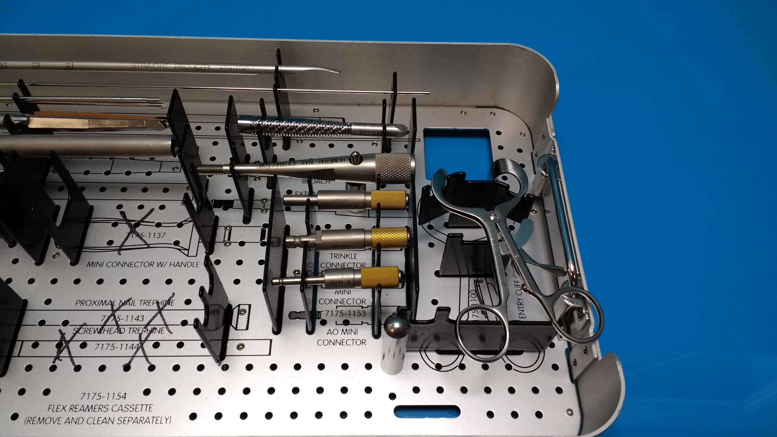 TRIGEN HUMERAL NAIL // TOP INSTRUMENT TRAY 7175-1151 — image 1 of 13