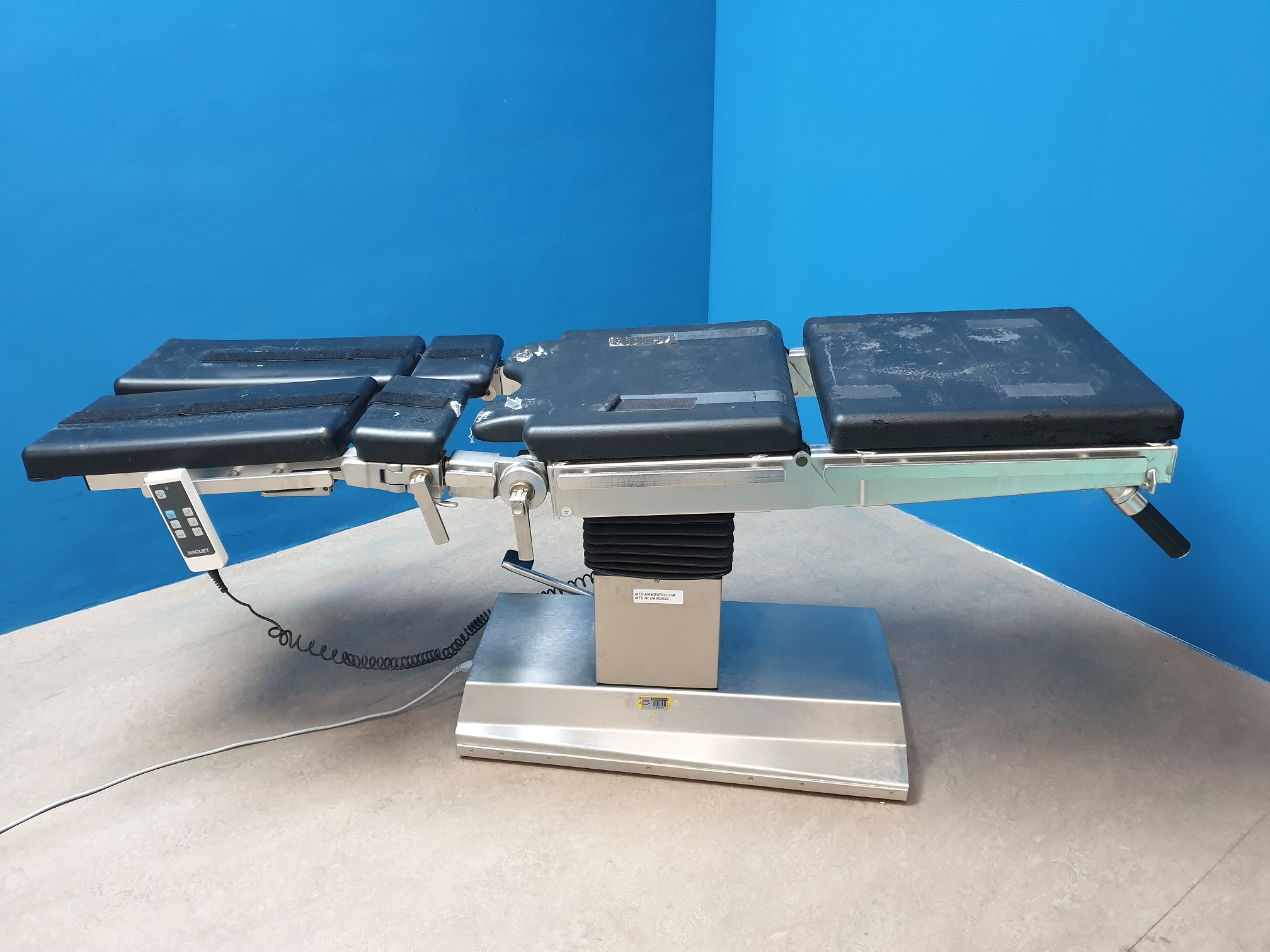 Maquet 1131 OP-Tisch fahrbar, elektrisch verstellbar — image 1 of 10