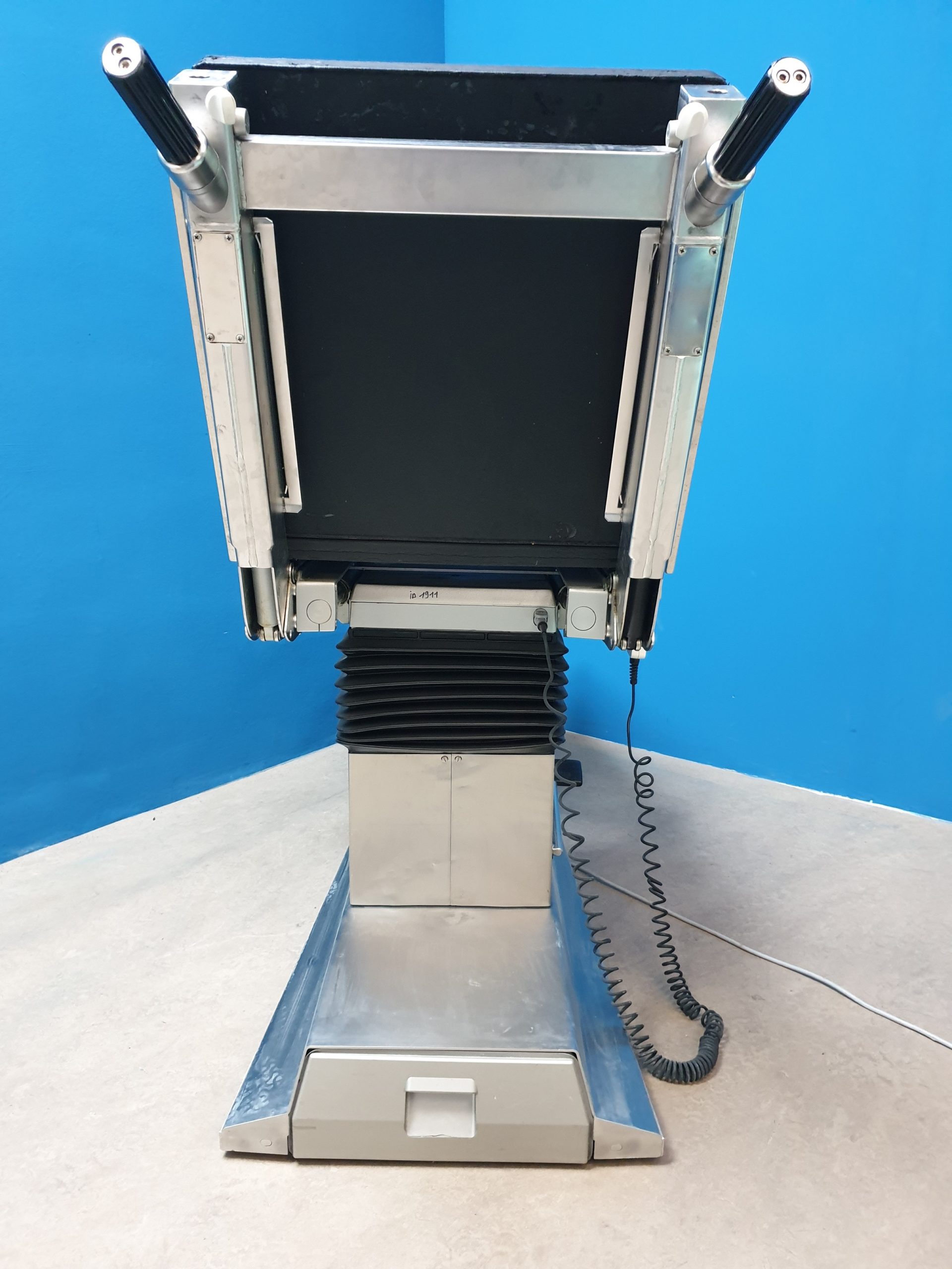 Maquet 1131 OP-Tisch fahrbar, elektrisch verstellbar thumbnail 6