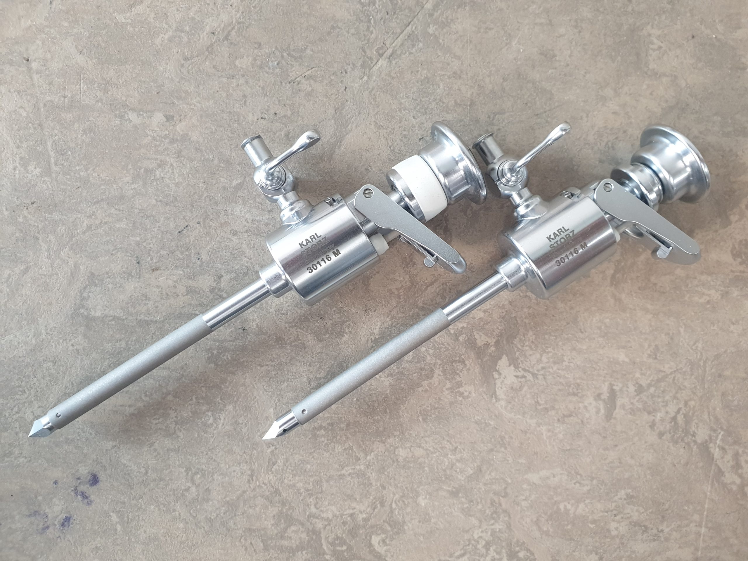 KARL STORZ CHIRURGISCHE KANÜLEN SET AUS 2X 30116M Laparoskop — image 1 of 8