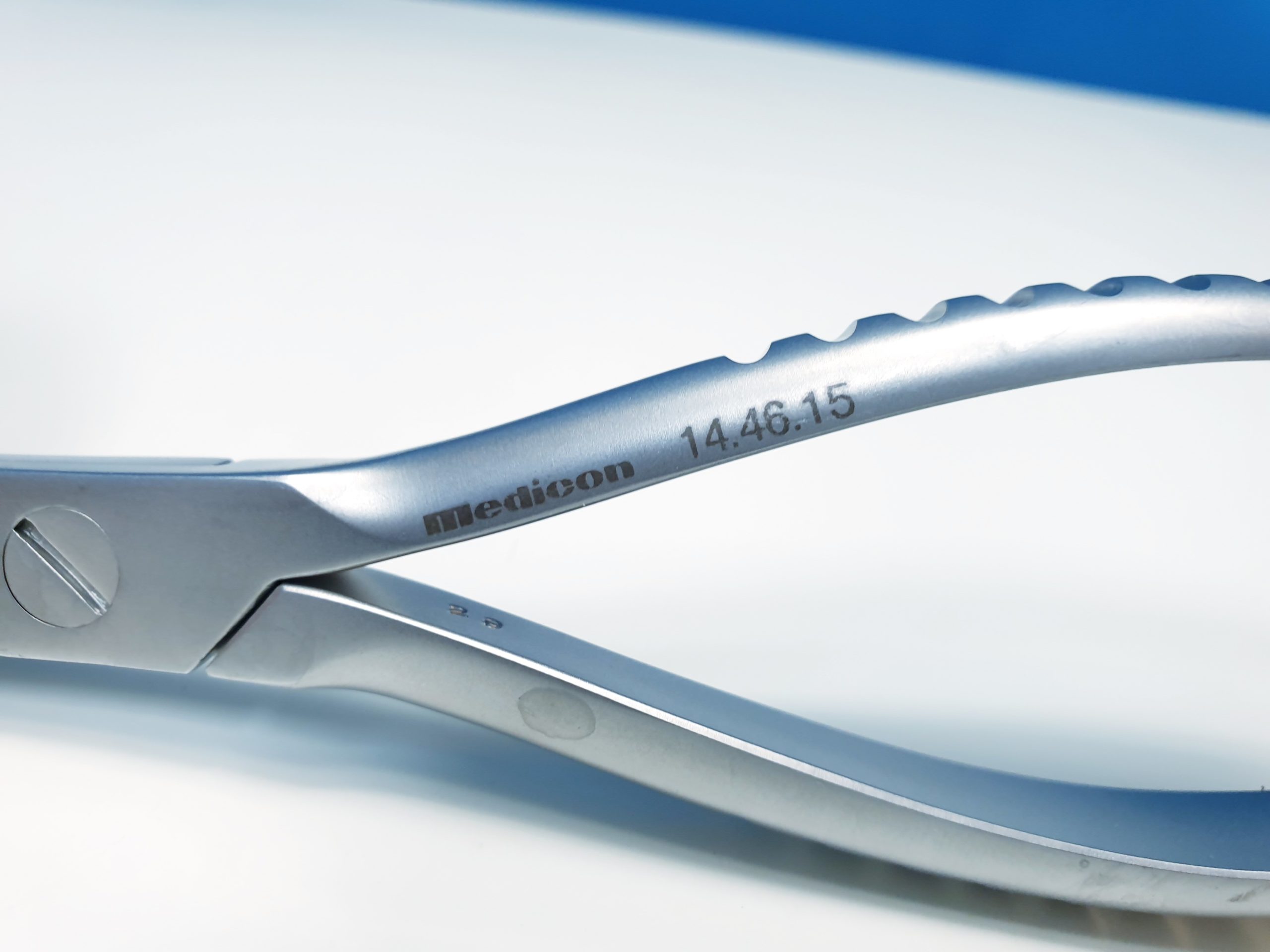 Medicon 14.46.15 15 cm – 6˝. Drahtspannzangen, Flachzangen. Wire Twisting Forceps, Flat Nose thumbnail 6