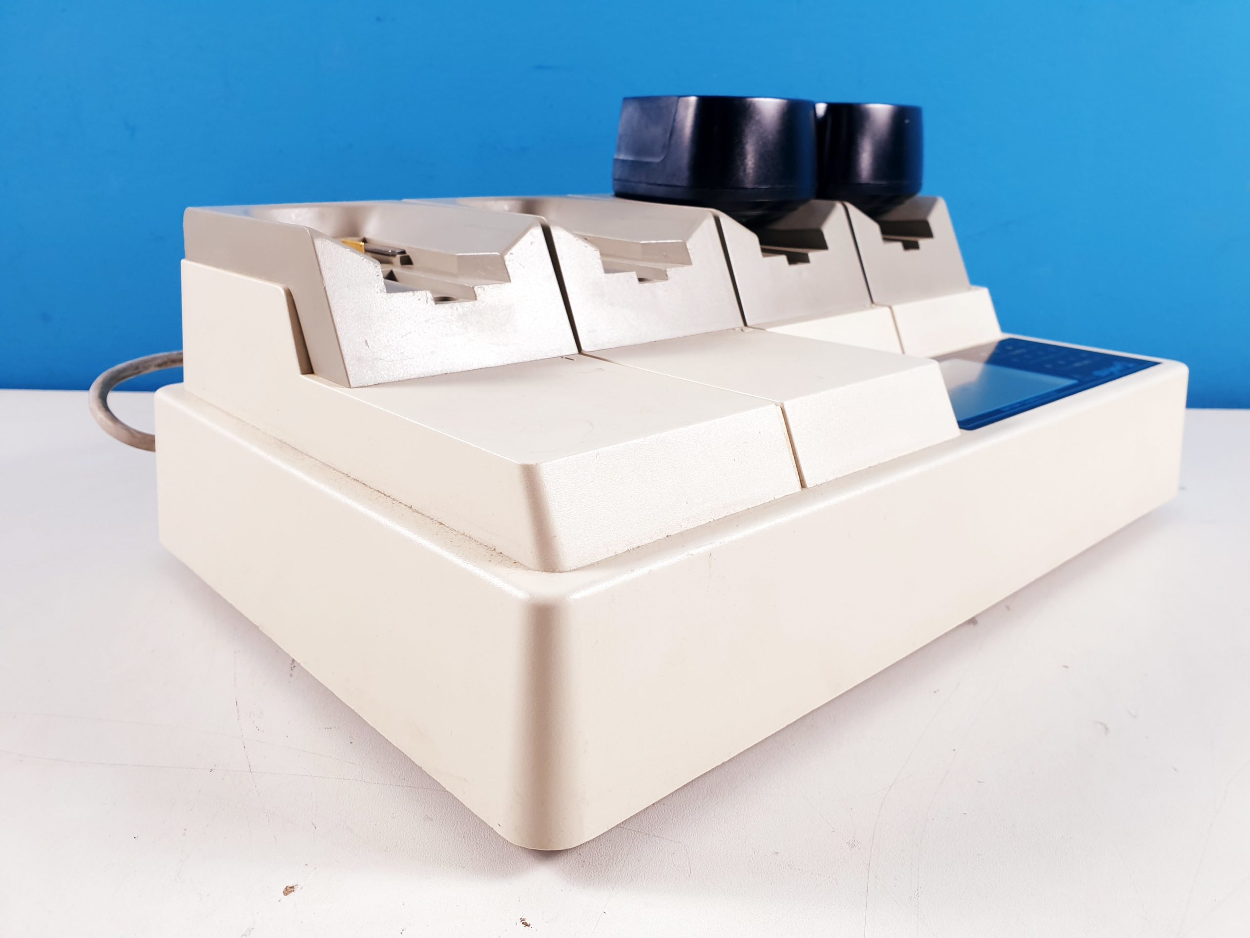 Stryker 4110-240 System 4 Module Four Station Battery Charger thumbnail 3