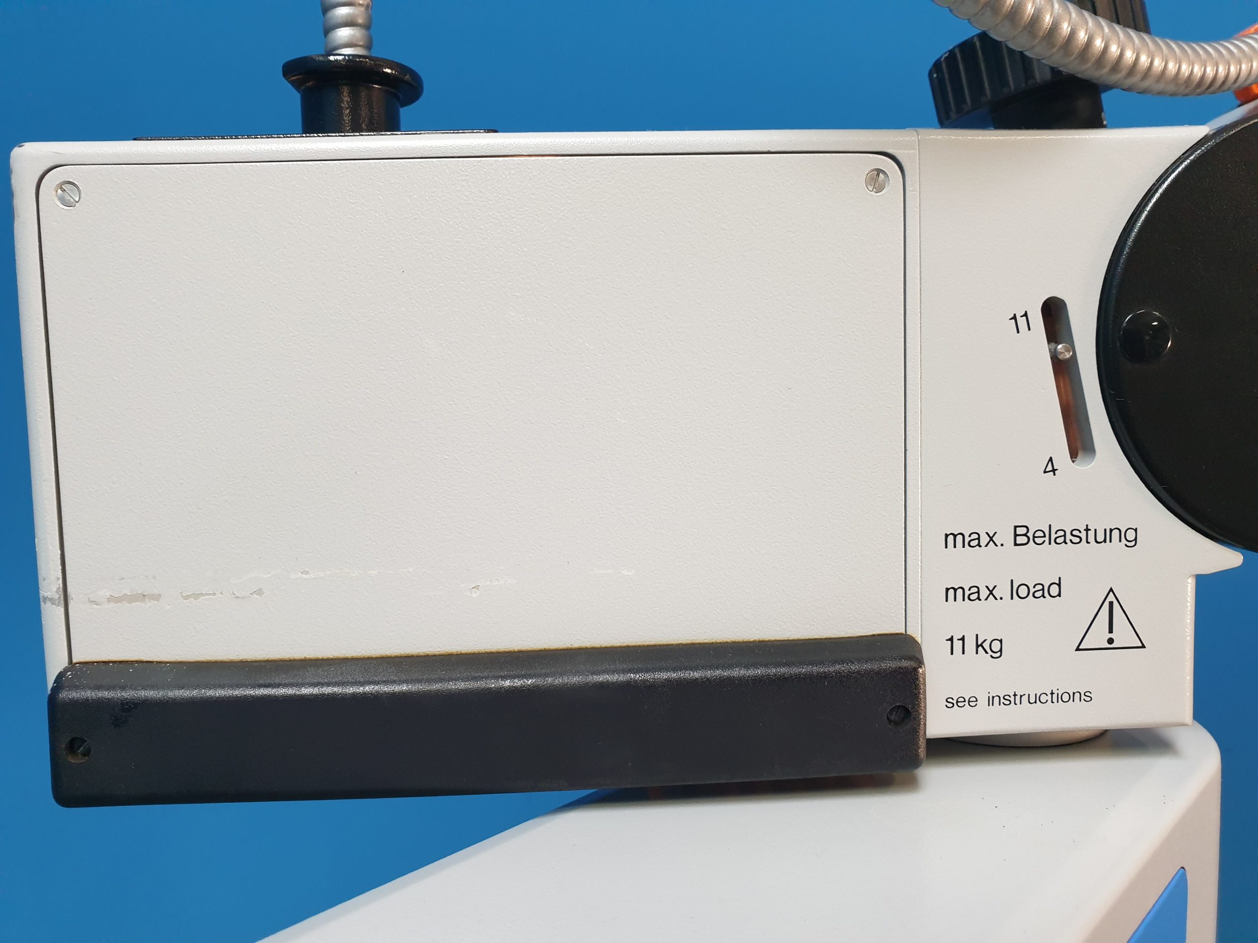 Karl Zeiss Zeiss OPMI MDM Surgical Microscope with Universal S21 Stand 12,5x Objectives thumbnail 9