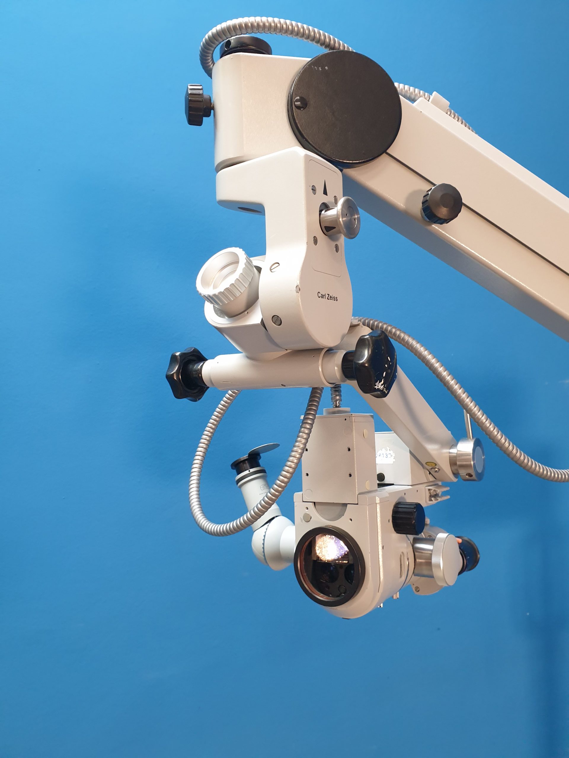 Karl Zeiss Zeiss OPMI MDM Surgical Microscope with Universal S21 Stand 12,5x Objectives thumbnail 15
