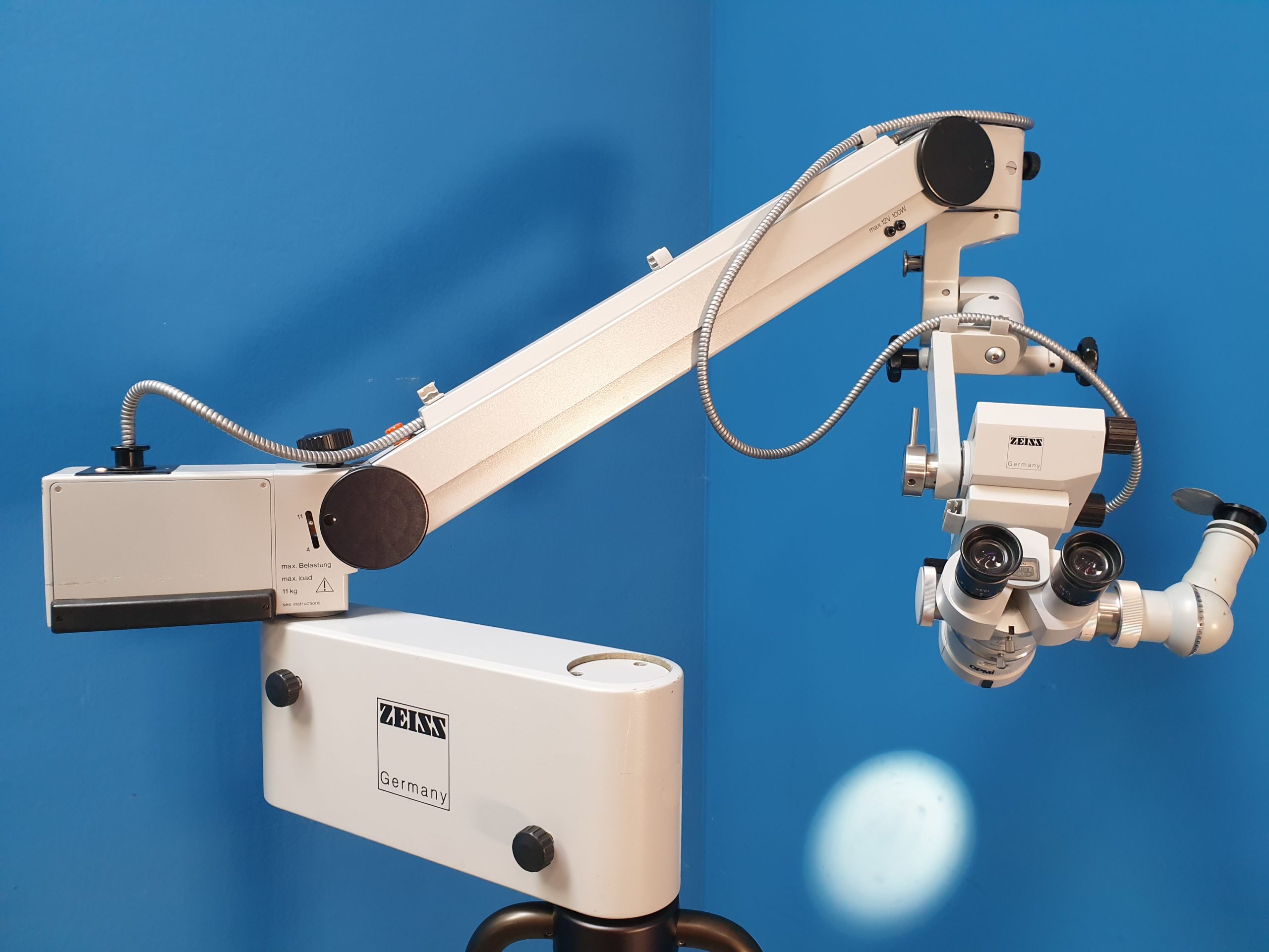 Karl Zeiss Zeiss OPMI MDM Surgical Microscope with Universal S21 Stand 12,5x Objectives thumbnail 18