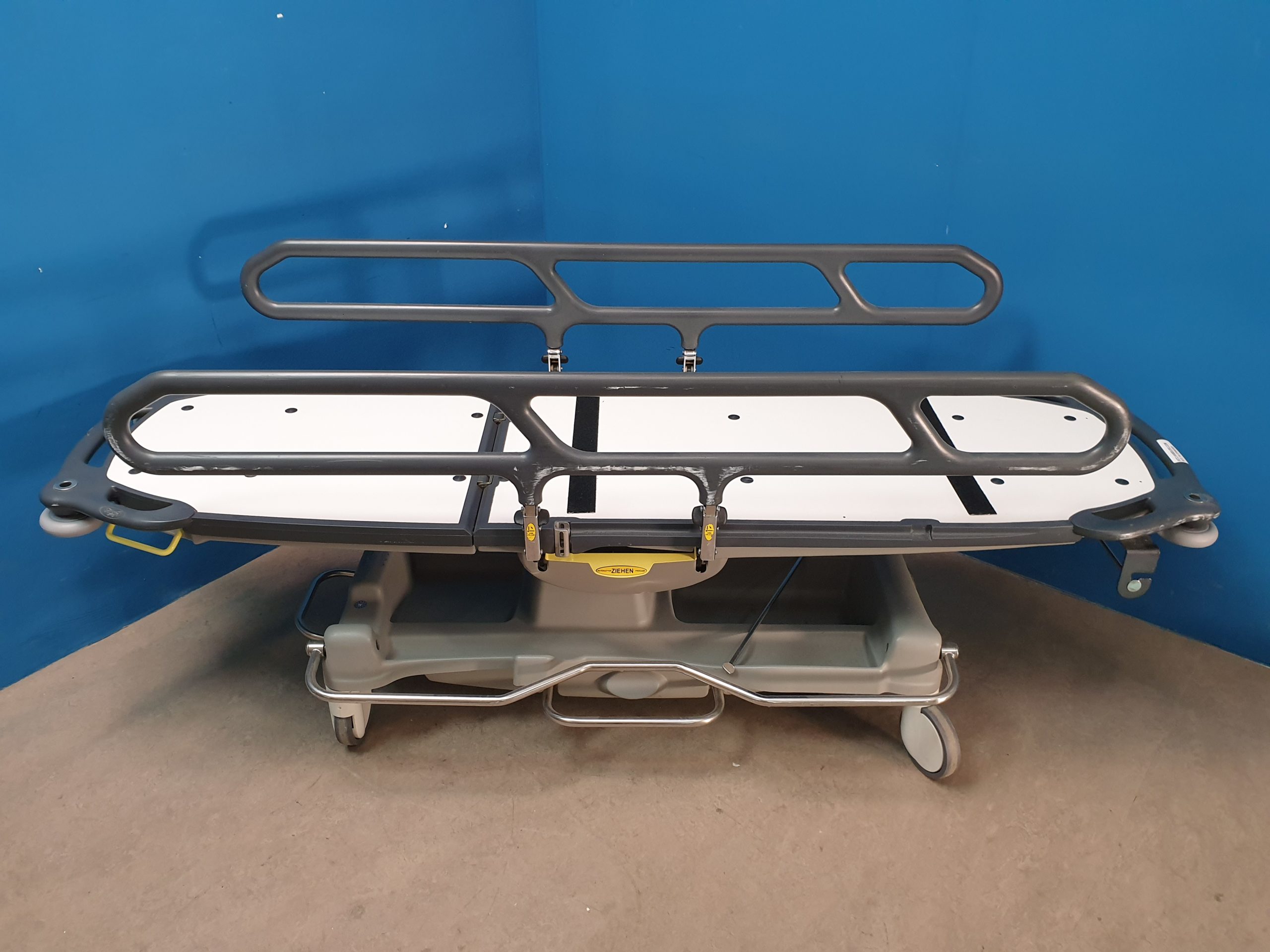 Anetic Aid QA3™ Patientenstretcher Trolley Stretcher thumbnail 5