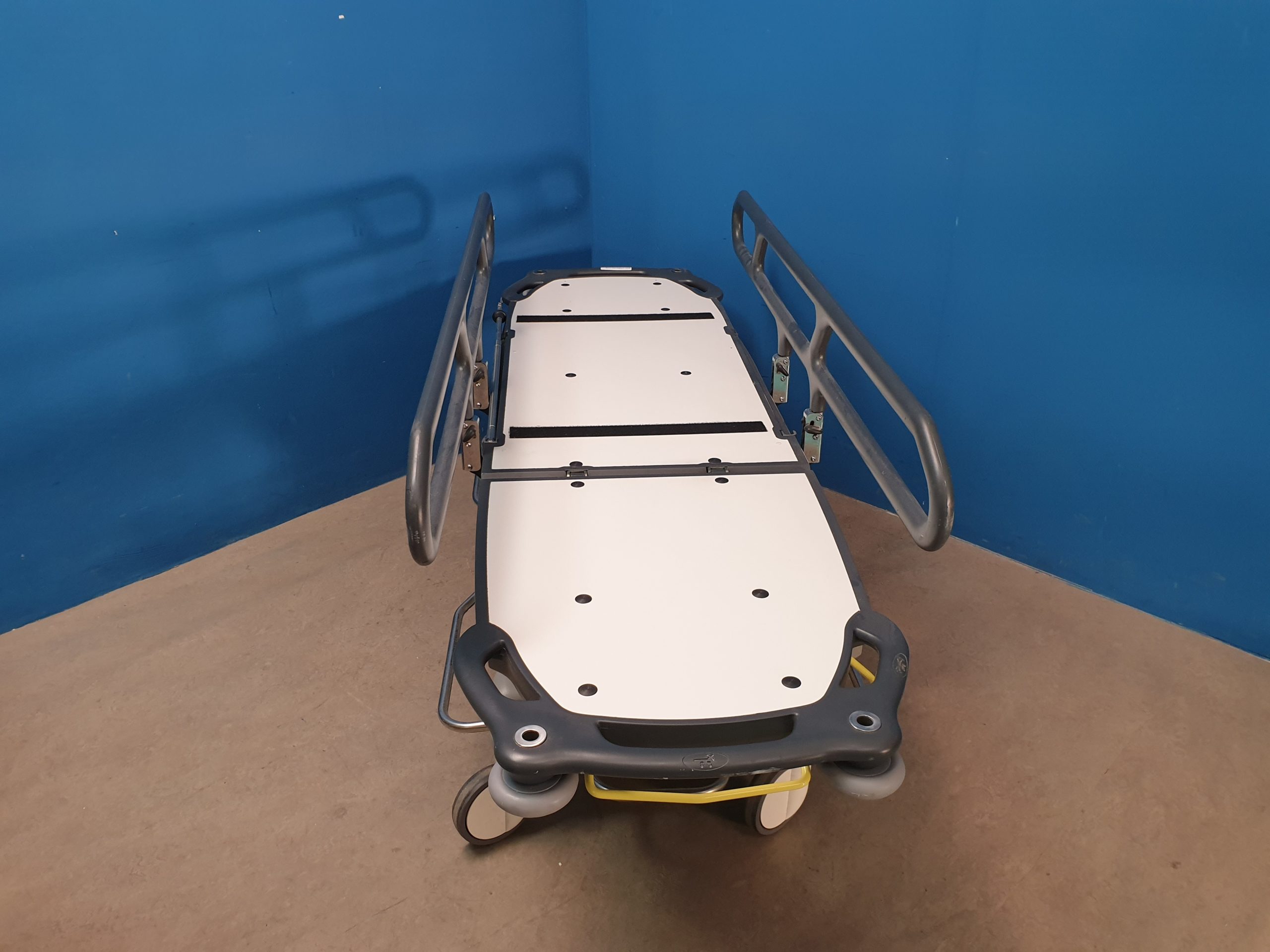 Anetic Aid QA3™ Patientenstretcher Trolley Stretcher thumbnail 6