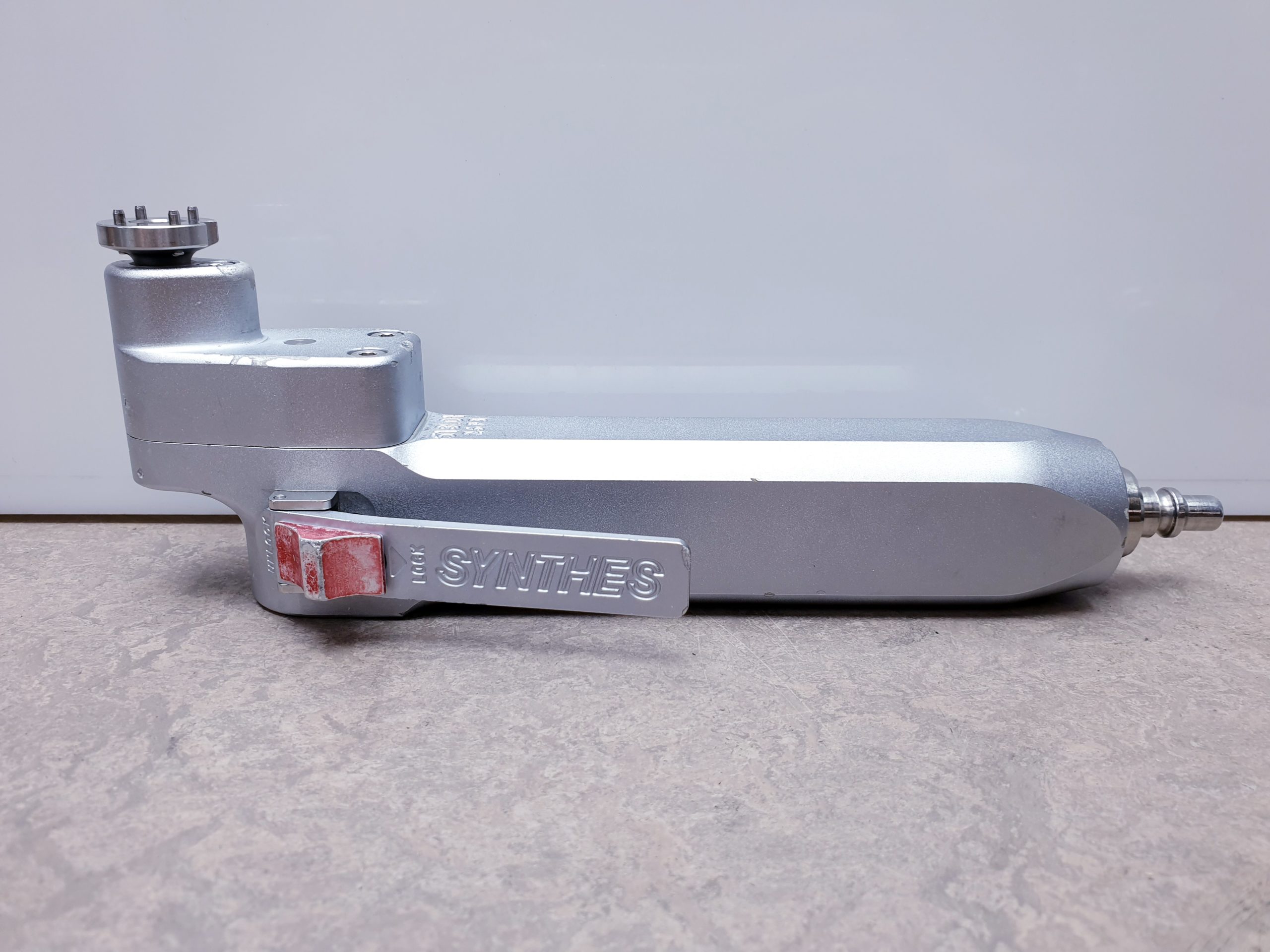 Synthes 518.01 Surgical Oscillating Saw mit Luftdruckschlauch thumbnail 5