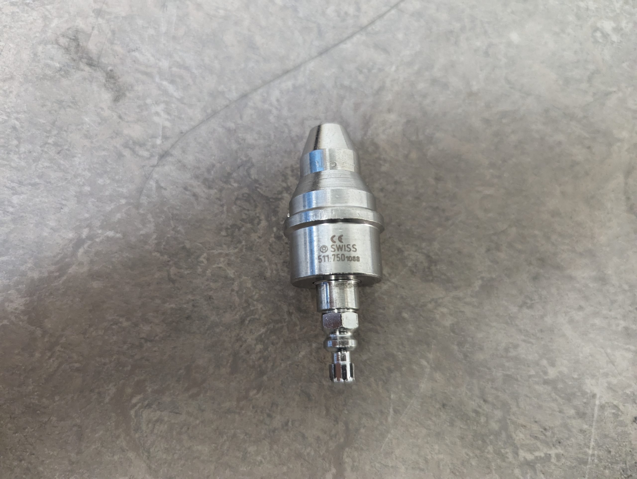 Synthes Compact Air Drive II 511.701 + OSteo 12100 + Swiss 511.785 + 511.750 + 511.730 + Oscillating Saw II 511.801 + Druckluftschlauch … thumbnail 13