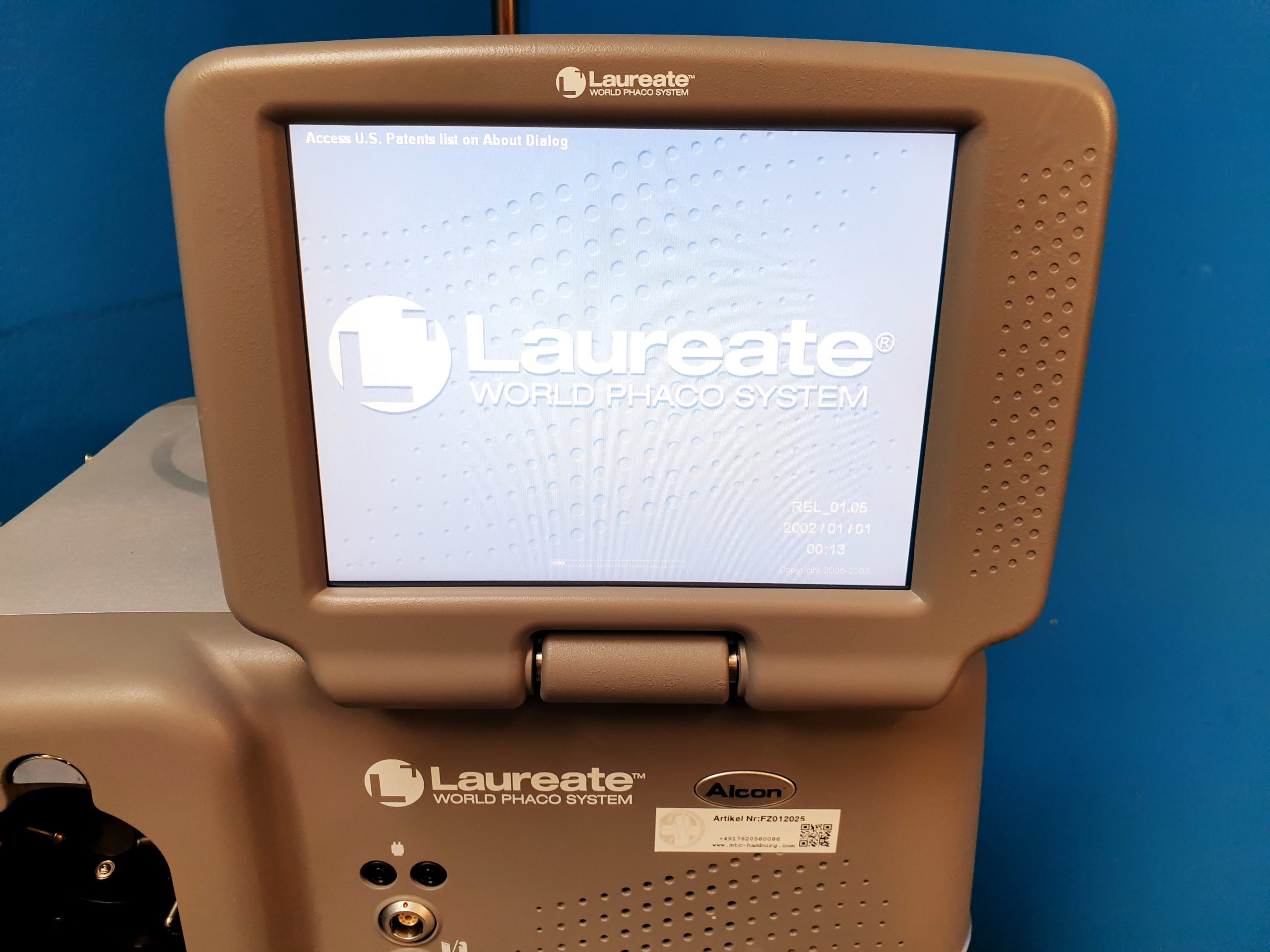 Alcon laureate world phaco system thumbnail 5