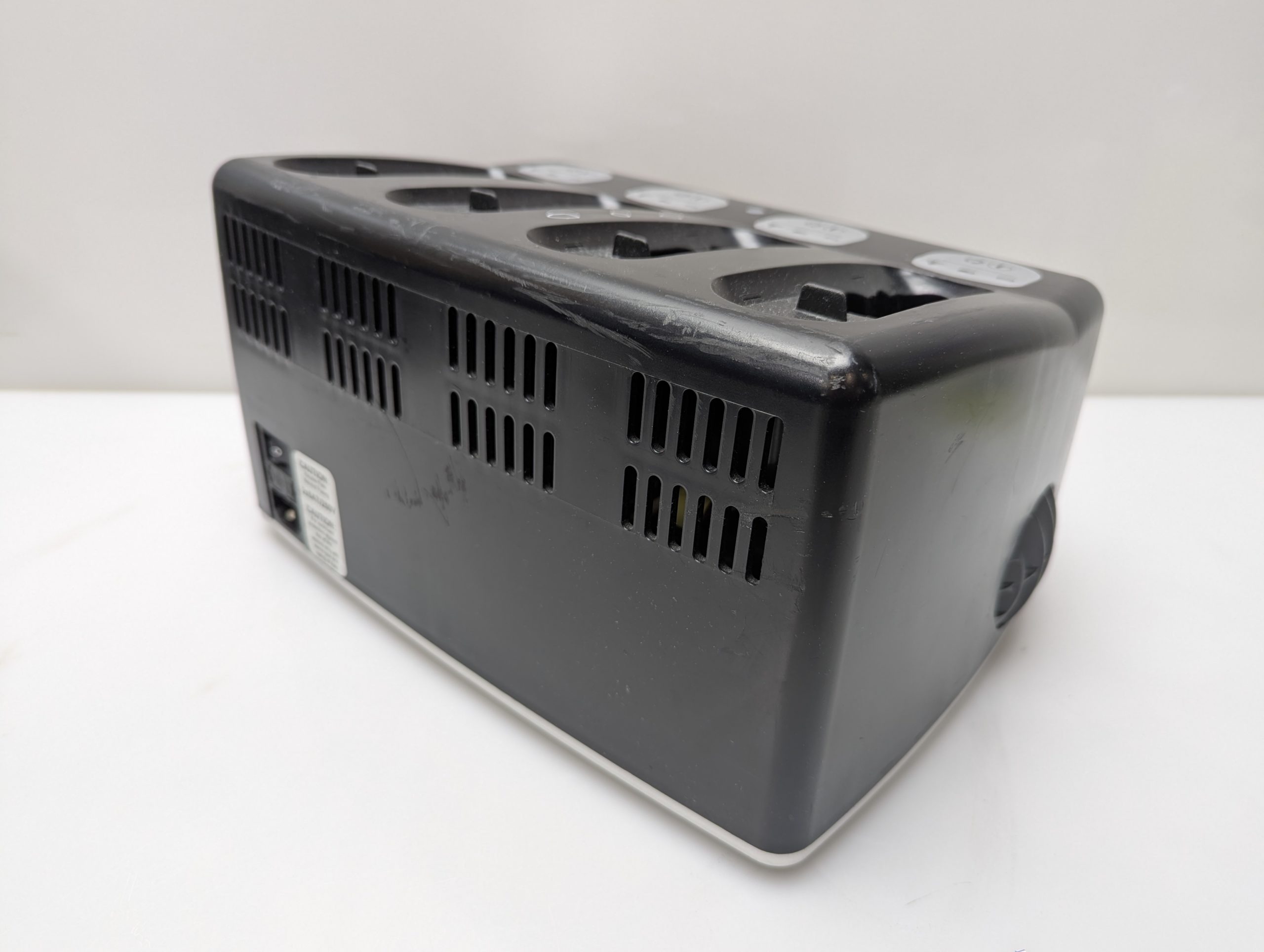 Synthes 05.001.204 Universal Battery Charger II thumbnail 5