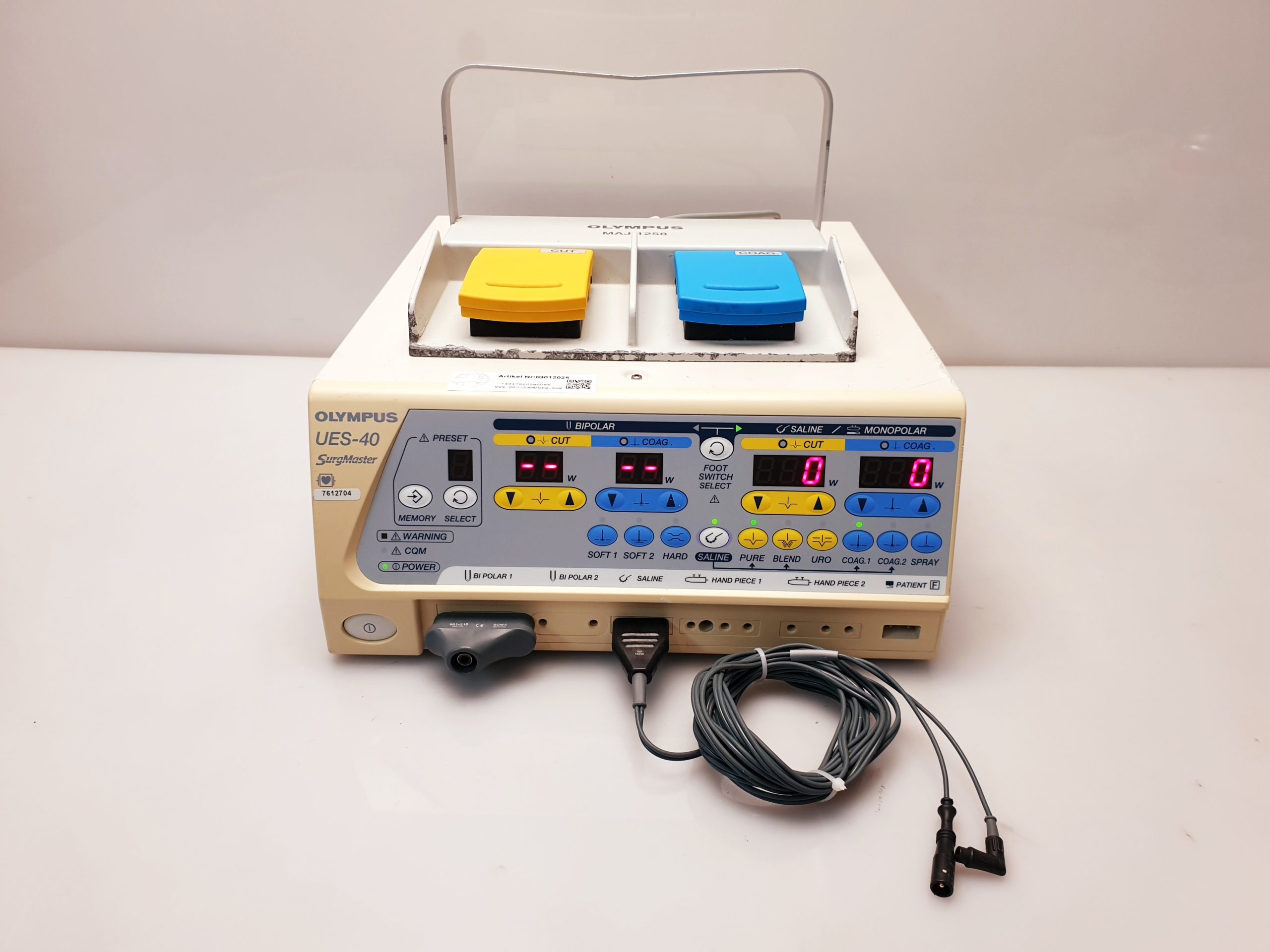 Olympus UES-40 SurgMaster Electrosurgical Unit – Bipolar Monopolar mit Fußpedal thumbnail 2