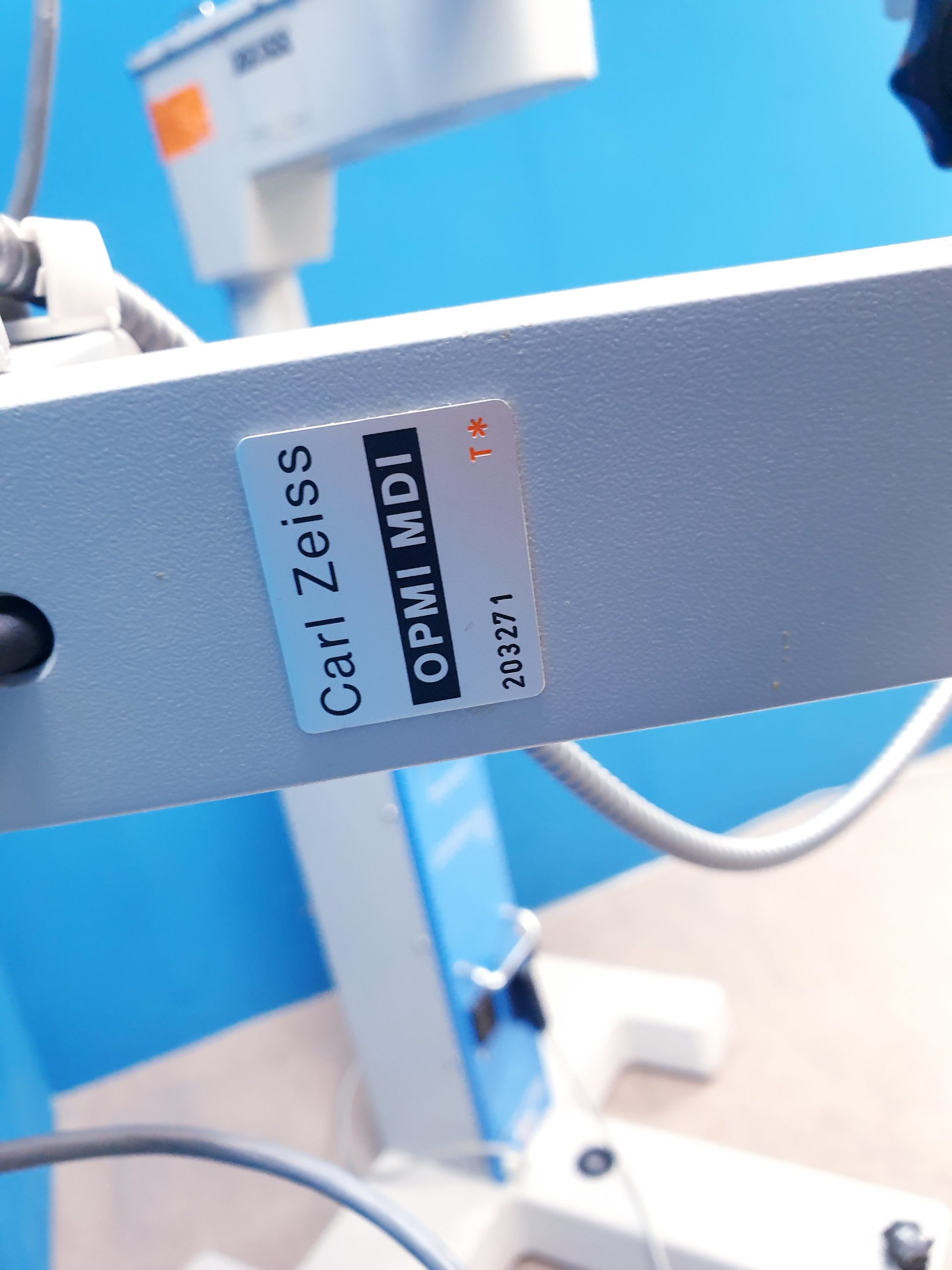 Zeiss Opmi MD auf S3 Stativ – mit mitbeobachter thumbnail 16