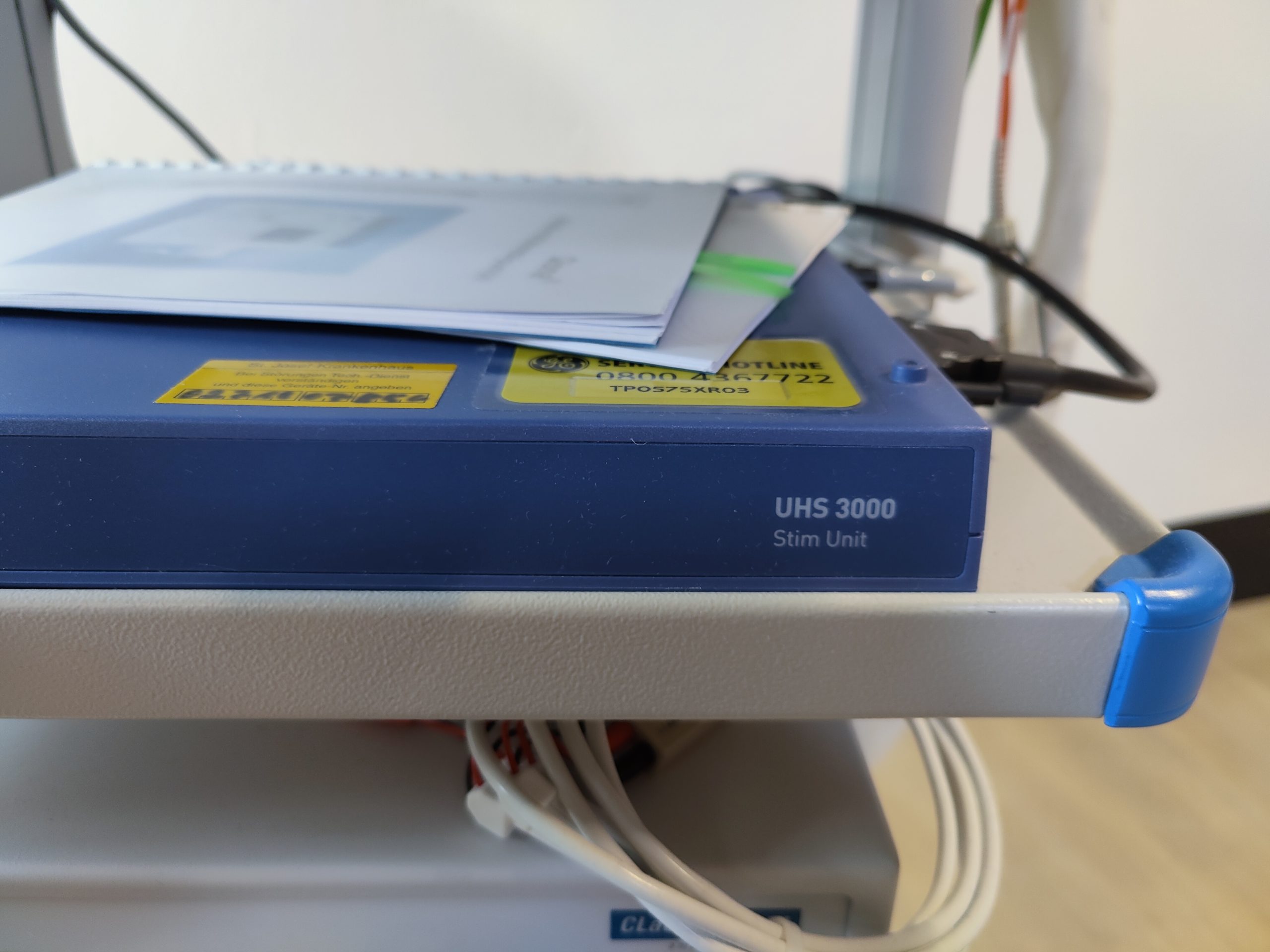 Biotronic UHS 3000 Control Unit + Stim Unit + CLab II Plus 64 amplifier + Input Module thumbnail 2